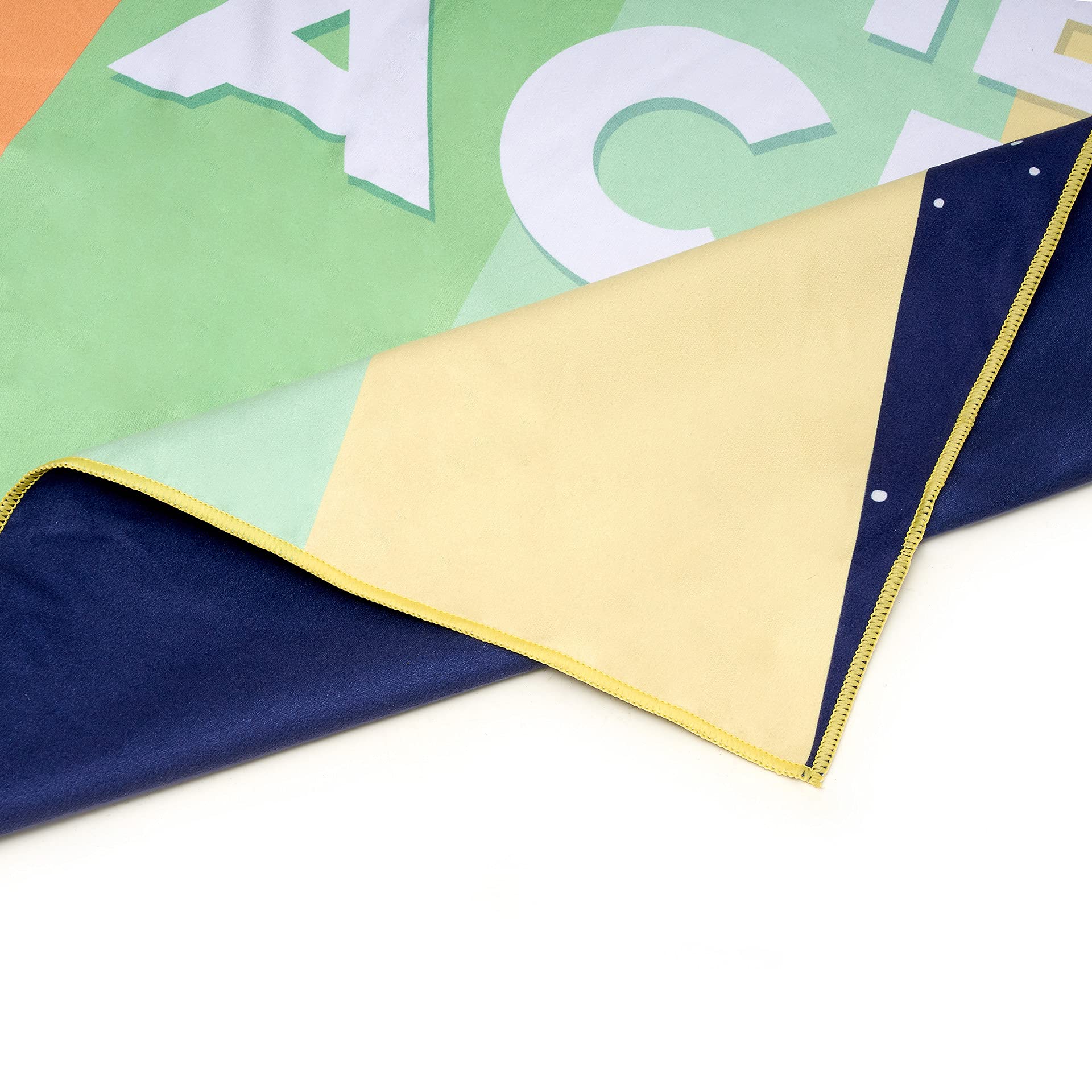 Legami Lightweight Microfibre Beach Towel – 85x180 Cm, Quick Dry, Sandproof, Ultra Absorbent, Compact For Travel