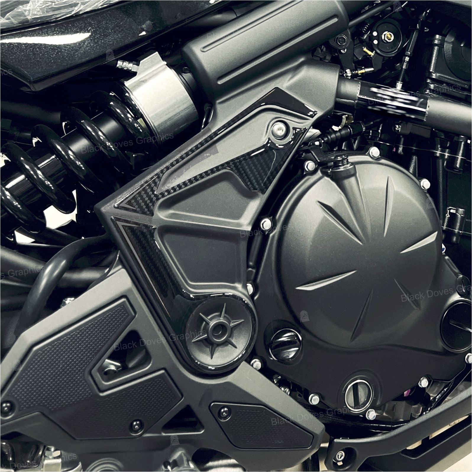 Autocollant 3D résiné Kawasaki Versys 650 2026 contre les rayures des protections para moteur