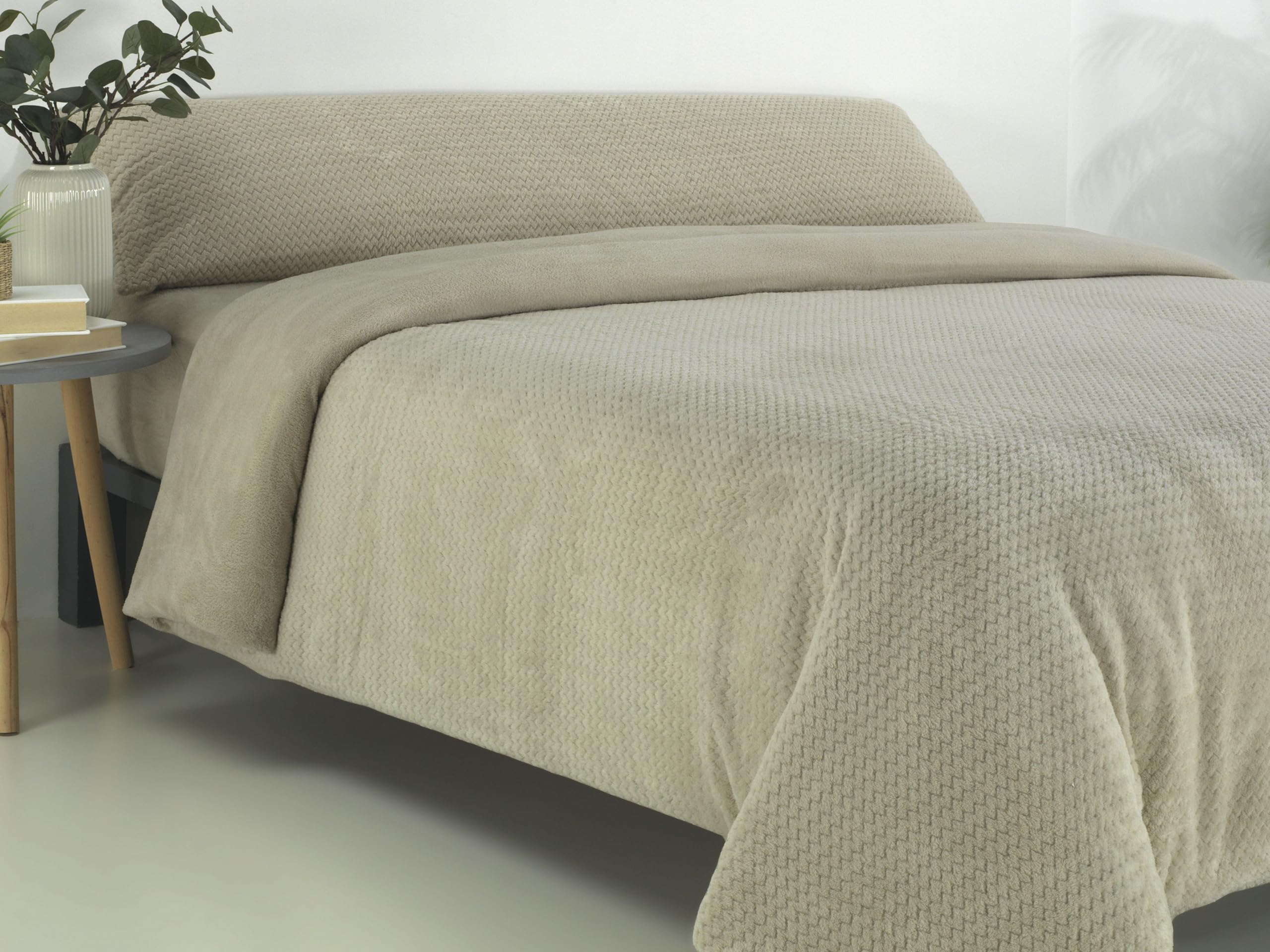 Donegal Collections Funda Nórdica Coralina Cama 150 Beige - Funda Nordica Cama 150 Coralina - Incluye 1 Funda de Almohada - Funda Nordica Tacto Extra Suave Ideal Invierno y Otoño 200 gr² Antiácaros