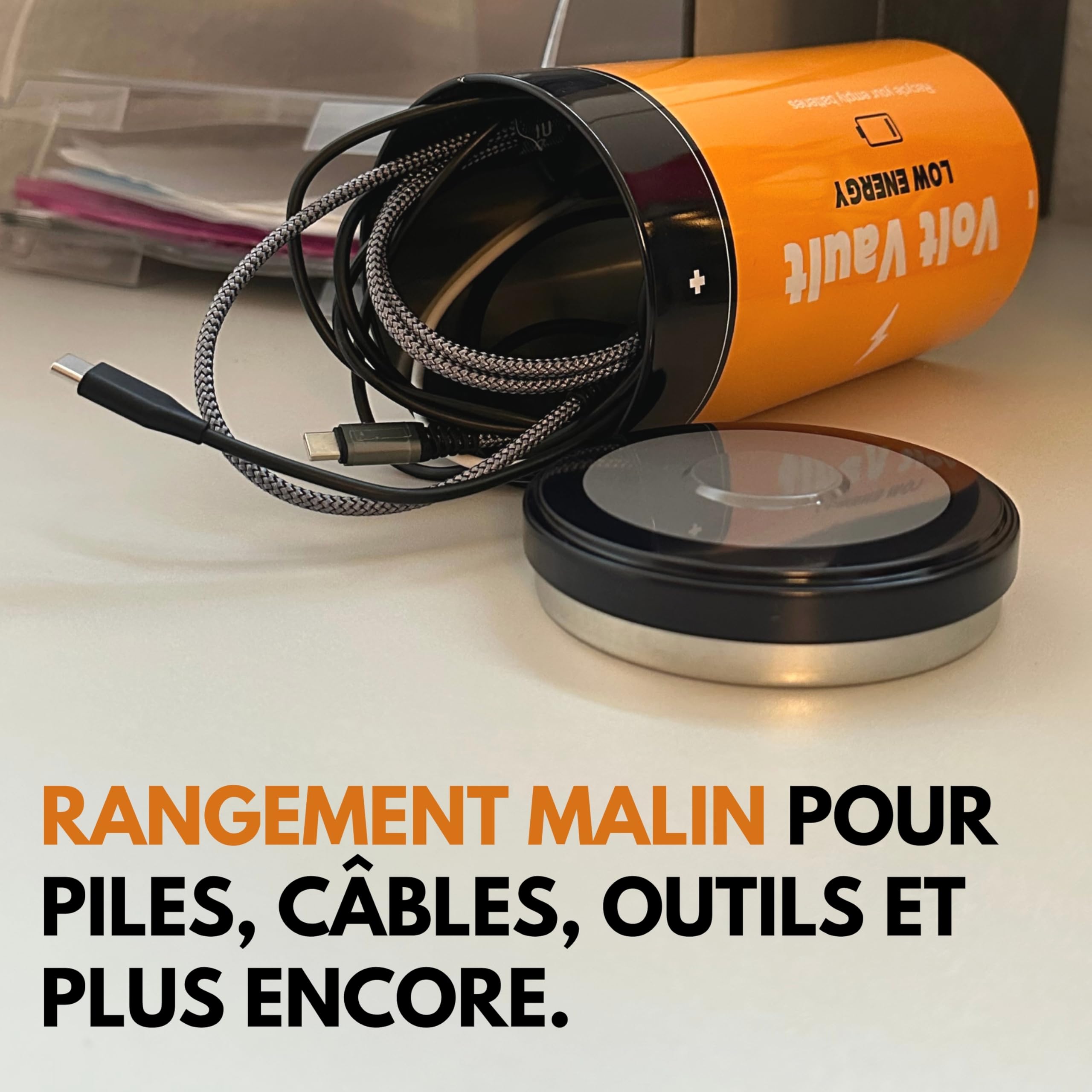 Winkee Boîte Volt Vault - Poubelle de bureau design - Rangement piles usagées - Boîte en métal