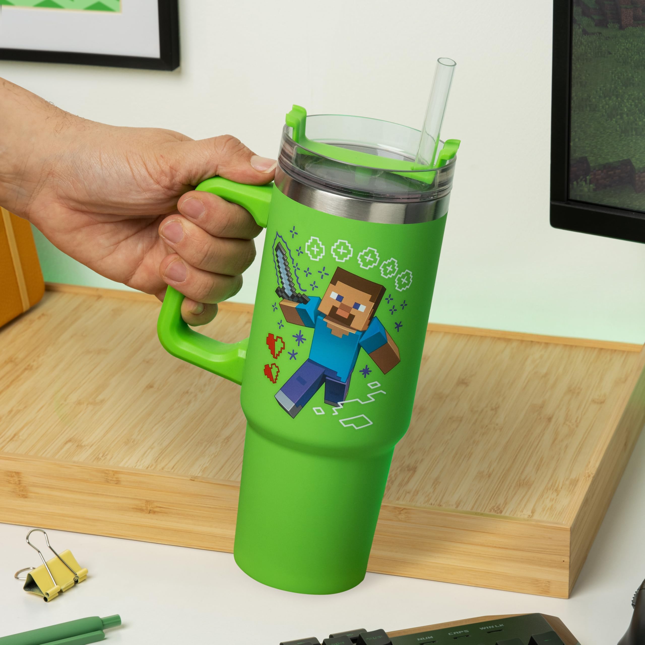 Paladone Green Minecraft Steve & Creeper 30 Oz Insulated Cup And Straw, Officially Licensed Tumbler Travel Cup With Handle For Iced Tea Or Coffee, Gaming Merchandise