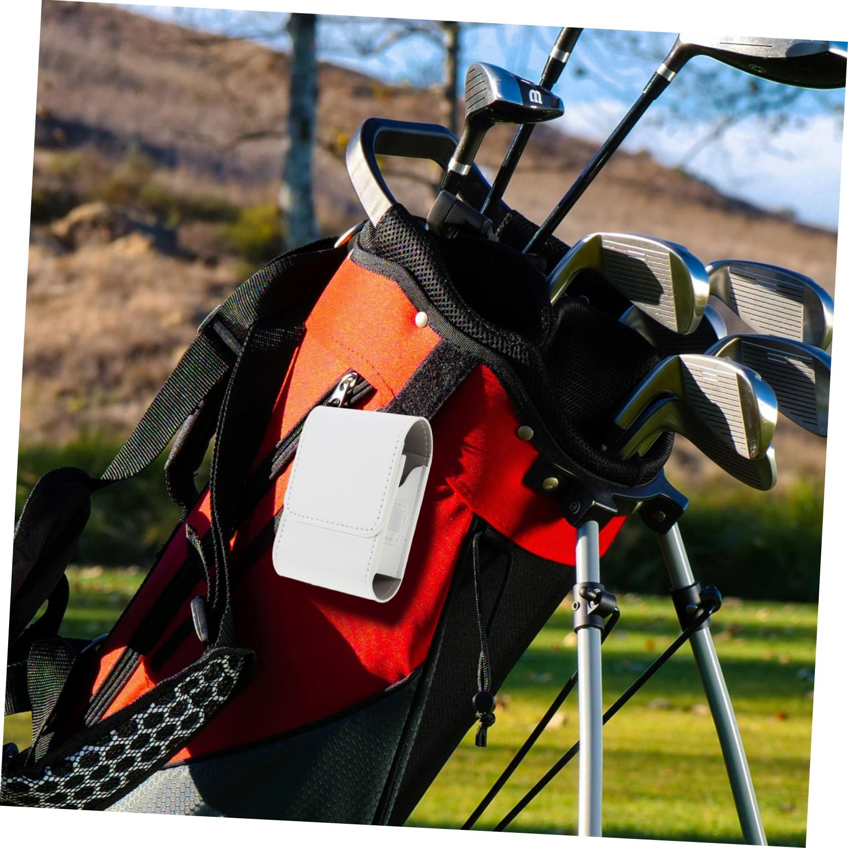 BESTonZON De Rangement pour Télémètre Petit De Golf Stockage Cas Léger Poche Mince Caddie Accessoire pour Télémètre Télémètre pour Les Jours Blanche Faux Cuir