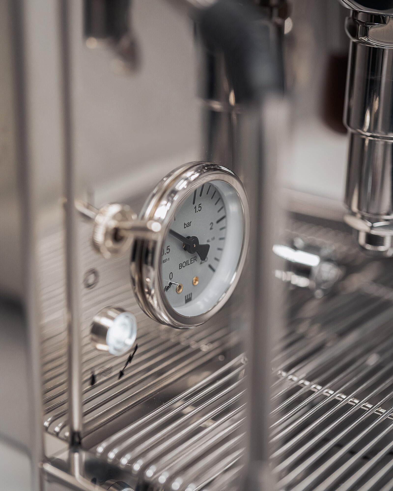 La Pavoni New Cellini Classic, Macchina Caffè Espresso Semi-Professionale LPSCCS01EU, Caldaia Singola con Scambiatore di Calore, con Valvole Rotative, Lancia Vapore e Acqua Calda, 1400 W, Acciaio Inox