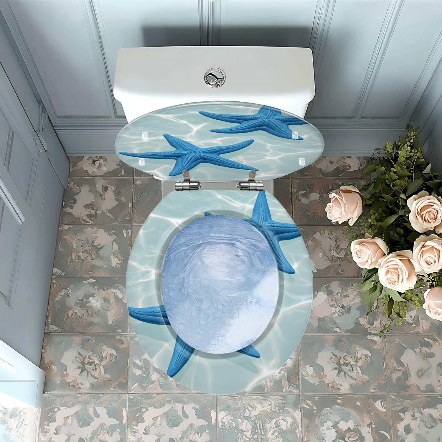 Asiento de inodoro redondo de resina con bisagras de liberación rápida. Decoración de baño estilo casa costera.