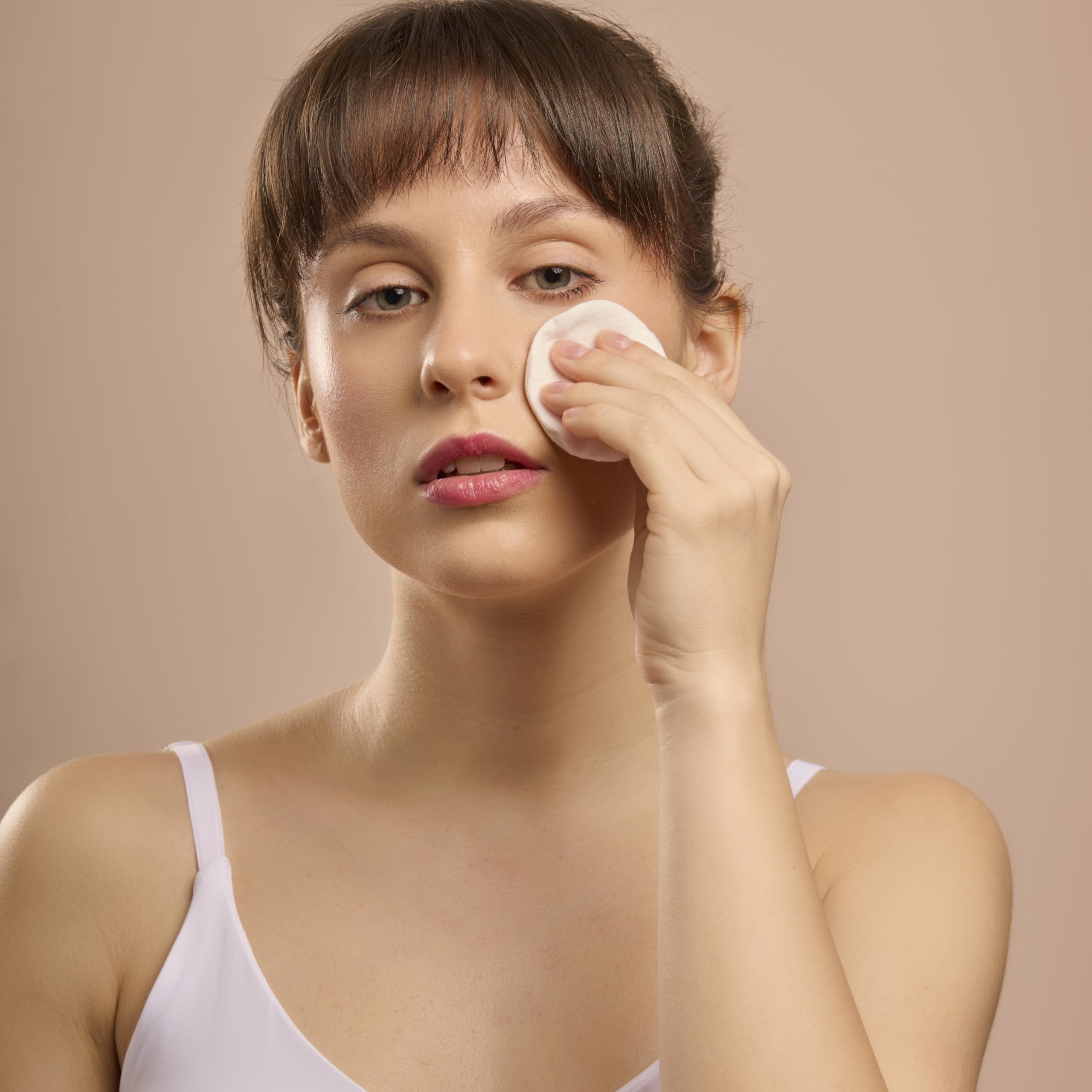 Lycia, Dischetti Struccanti Viso e Occhi, Tessuto Morbido in 100% Puro Cotone, Doppia Azione con Trame Diverse per Rimuovere il Trucco e Perfezionare la Detersione, Confezione 80 Dischetti