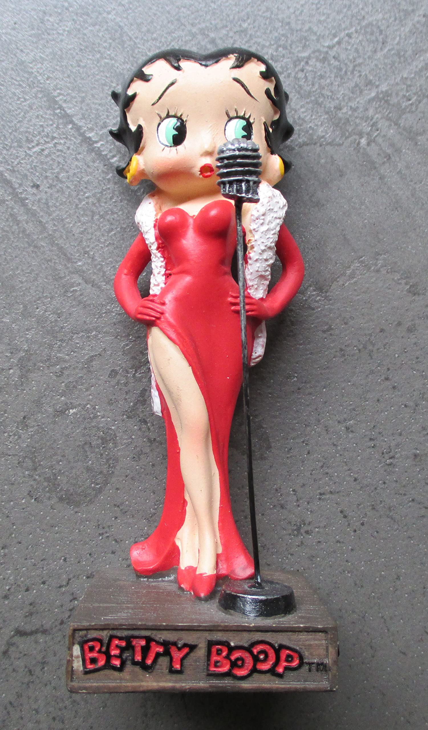 Figurine Betty Boop Au Micro - Occasion, Mais Encore Sous Blister De Protection