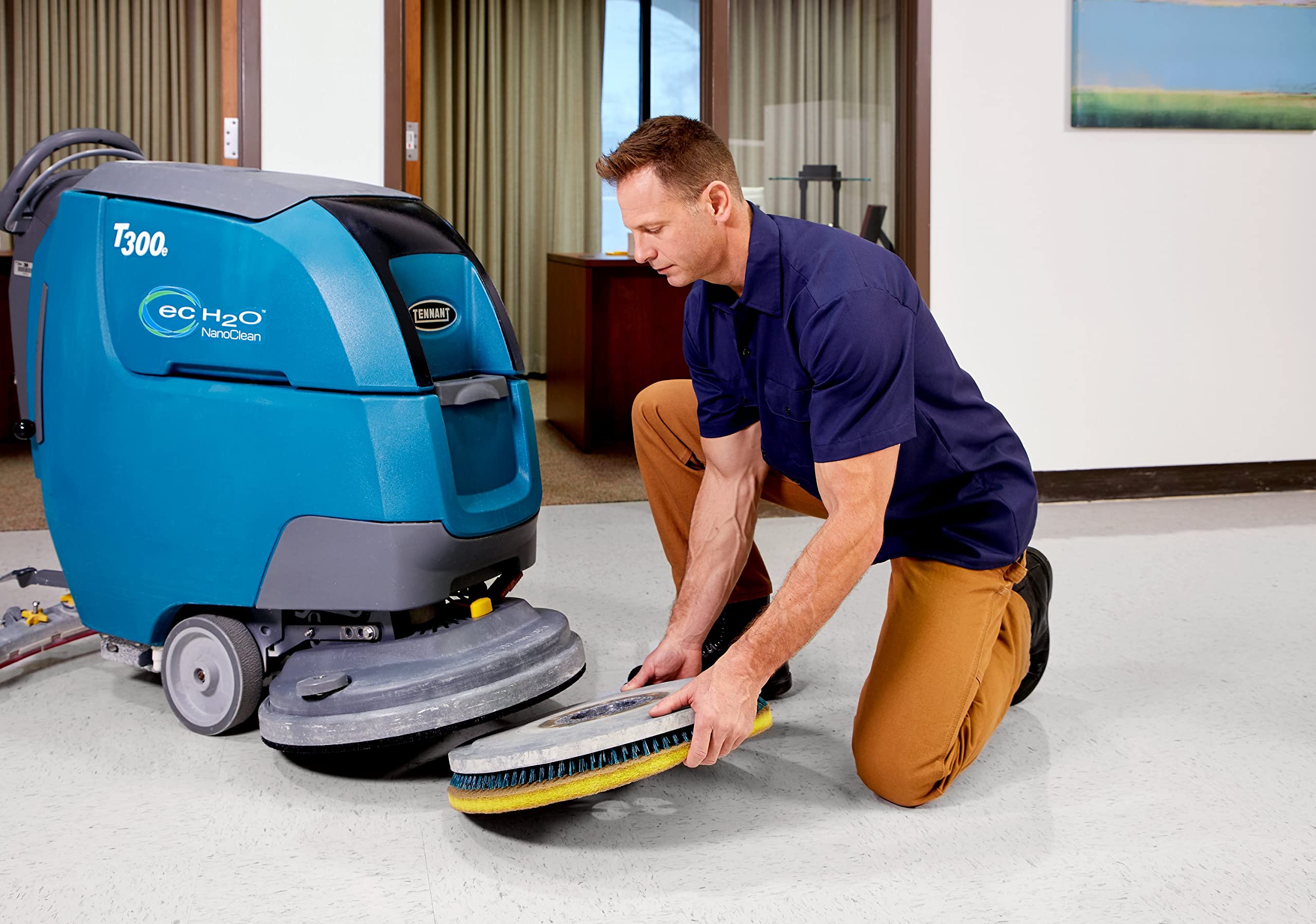 Sprayway Heavy Duty Industrial Foam Degreaser 2; 20 oz can; 1 count