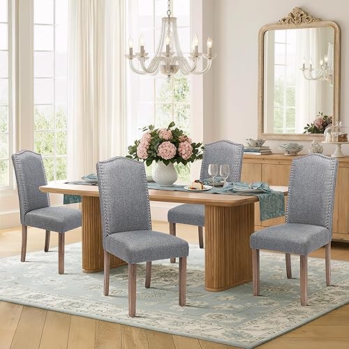 Silla de comedor tapizada elegante Parsons para cocina con ribete plateado de cabeza de clavo y patas de madera, paquete de 4, tela gris clásico
