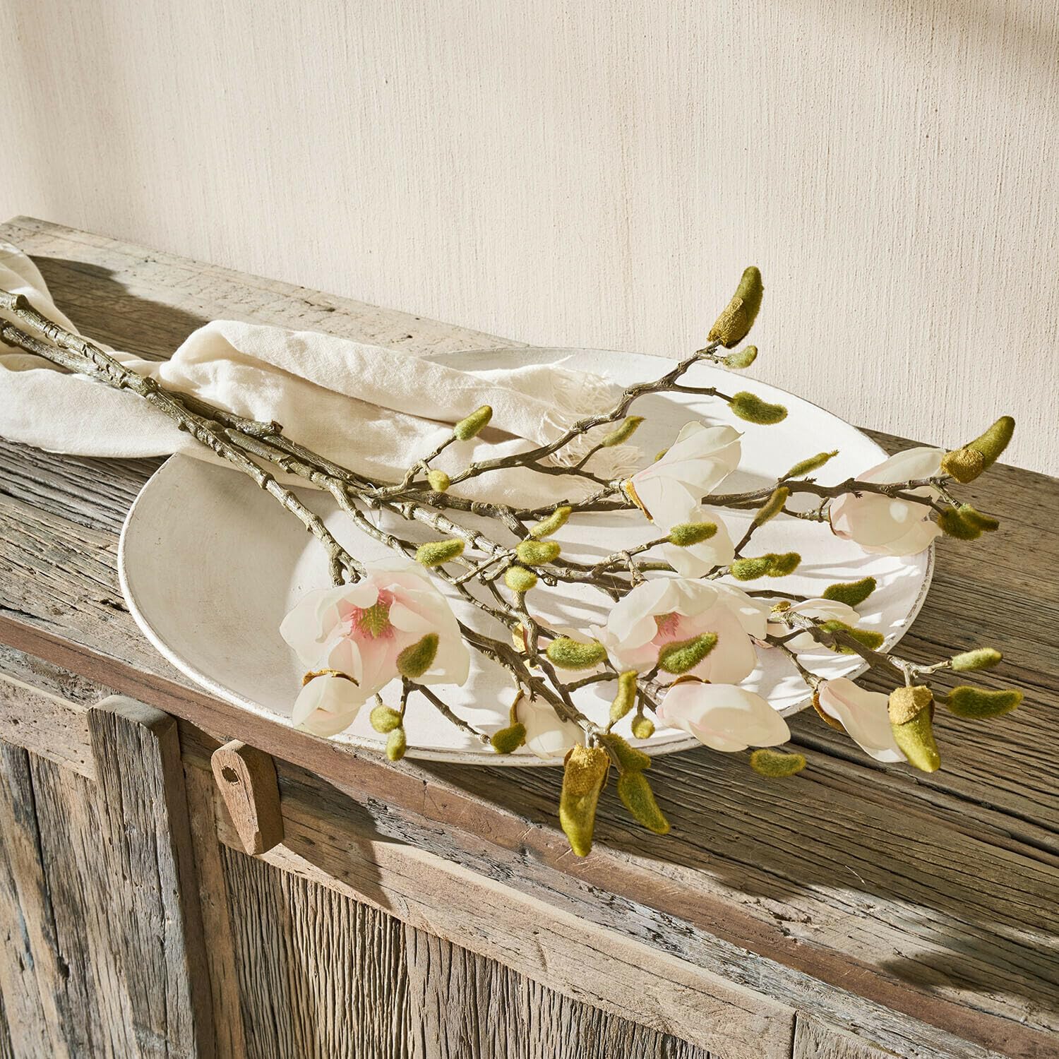 Loberon Deko-Blume 2er Set Aurélines, Creme | Täuschend Echte Magnolienblüten - Formbarer Stil - Detailreich Gearbeitet - Kunstblume - Eisendraht