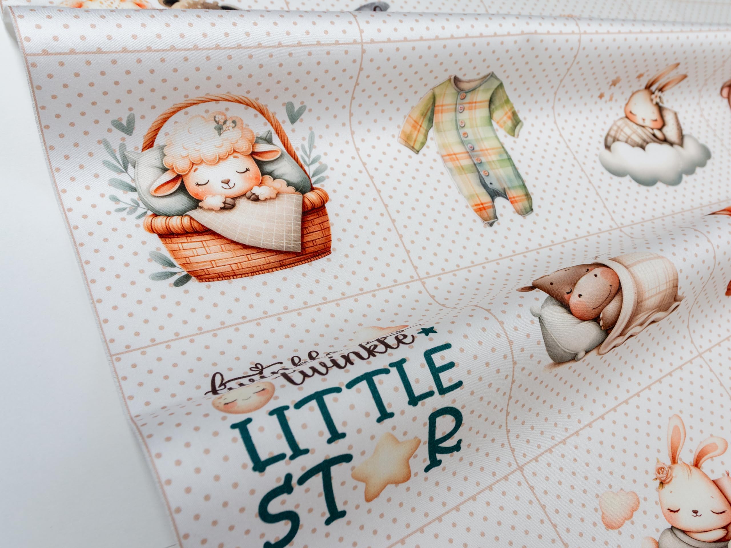Fabrics Beige/Cream. Paquetes de abalorios de algodón, 42 motivos diferentes. Ideal para edredones, costura, mantas y juegos de espía para niños, panel continuo de 91.4 cm x 78.7 cm