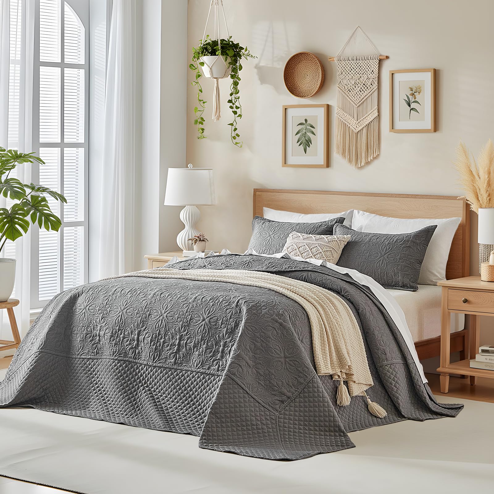 Photo 1 of Oversized Quilt Set Super Queen Size 120 * 120 in 3 PC Oversize Extra Wide Bedspread Coverlet Set for All Season Tall King Bed Soft Bedding Rustic Bedding Cover - Beautiful Paisley Pattern Dark Gray