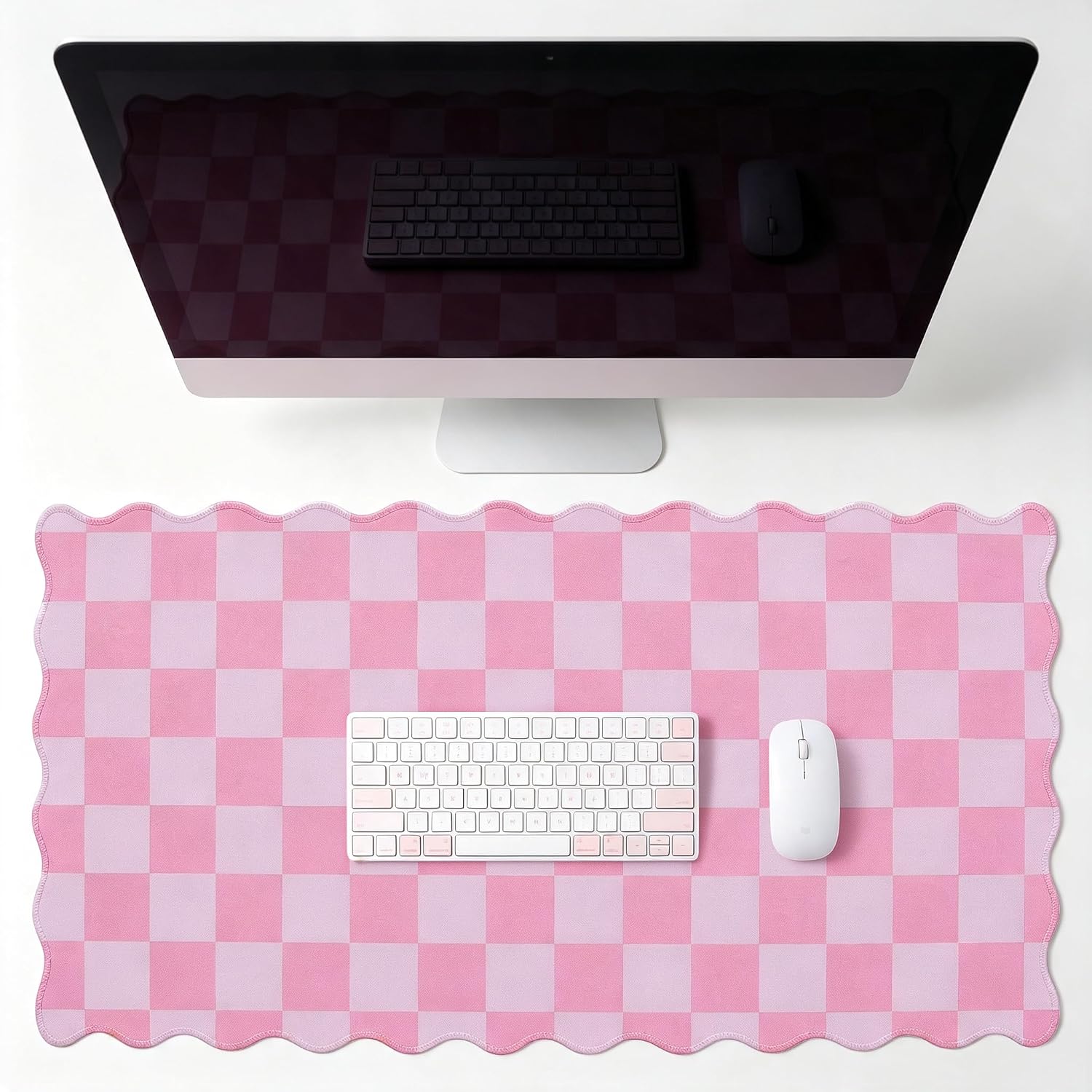 yuboo 31"×15.7" Scalloped Pink Checkered Large Desk Mat