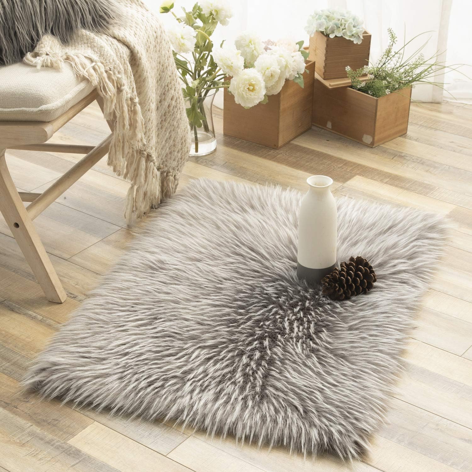 Ashler Faux Fur Rug Sheepskin Area Rug Soft Faux Sheepskin Rugs Fluffy Carpet for Bedroom, Living Room, Kids Room Mat, Grey-Rectangle 2 x 3 Feet