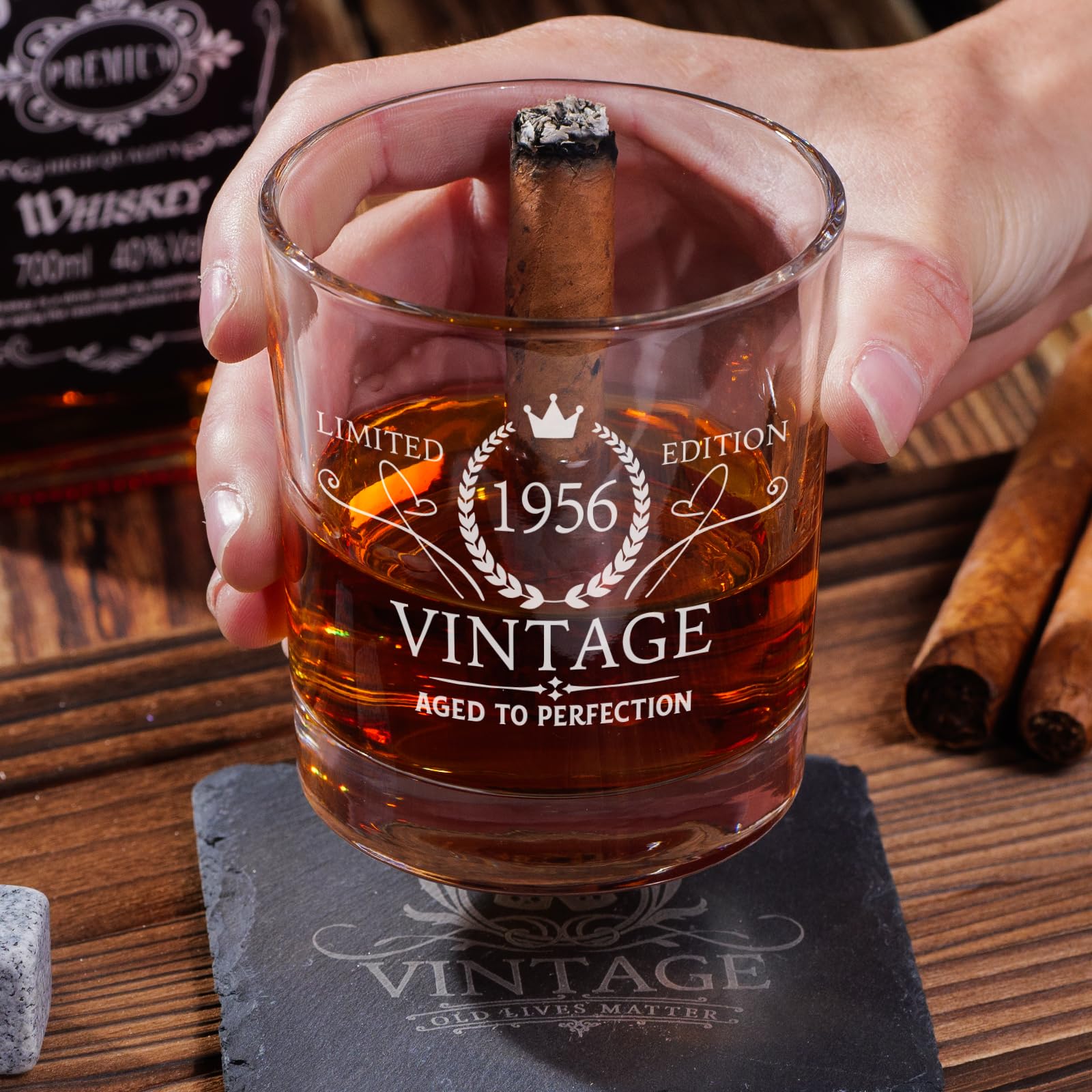 GLAKEUN Verre à whisky 70e anniversaire pour homme – Décorations de 70e anniversaire pour grand-père – Cadeaux d'anniversaire vintage 1955 – 70 ans d'anniversaire – Turning 70 cadeaux pour lui, papa GLAKEUN Verre à whisky 70e anniversaire pour homme – Décorations de 70e anniversaire pour grand-père – Cadeaux d'anniversaire vintage 1955 – 70 ans d'anniversaire – Turning 70 cadeaux pour lui, papa