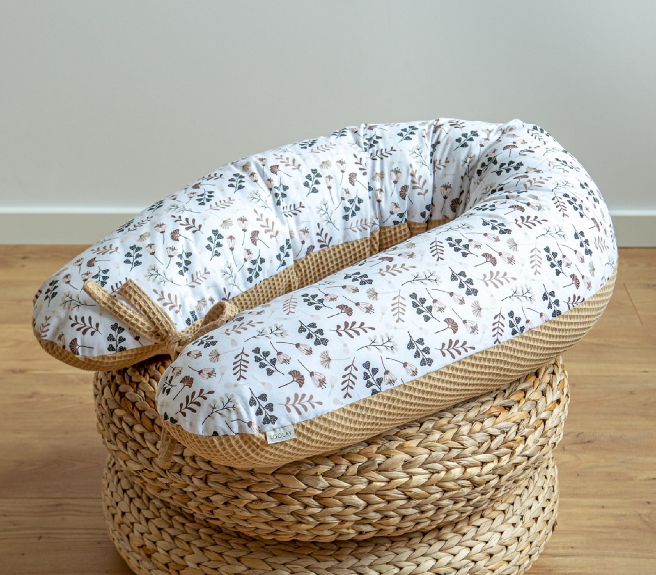 LOOLAY Coussin de maternité - Coussin d'allaitement 170 cm - Coussin de positionnement latéral 100% coton - avec housse amovible - Coussin enceinte ergonomique pour dormir (Motif gaufré taupe/Motif