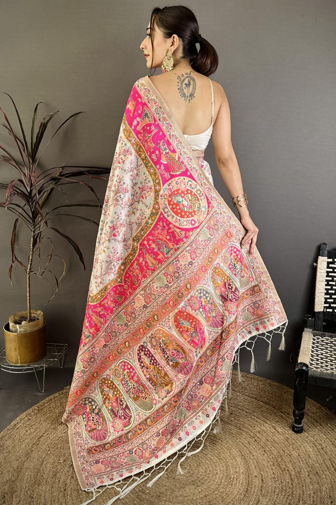 SGF11 Women's Kanjivaram Pure Soft Silk Saree With Unstitched Blouse Piece product image 3