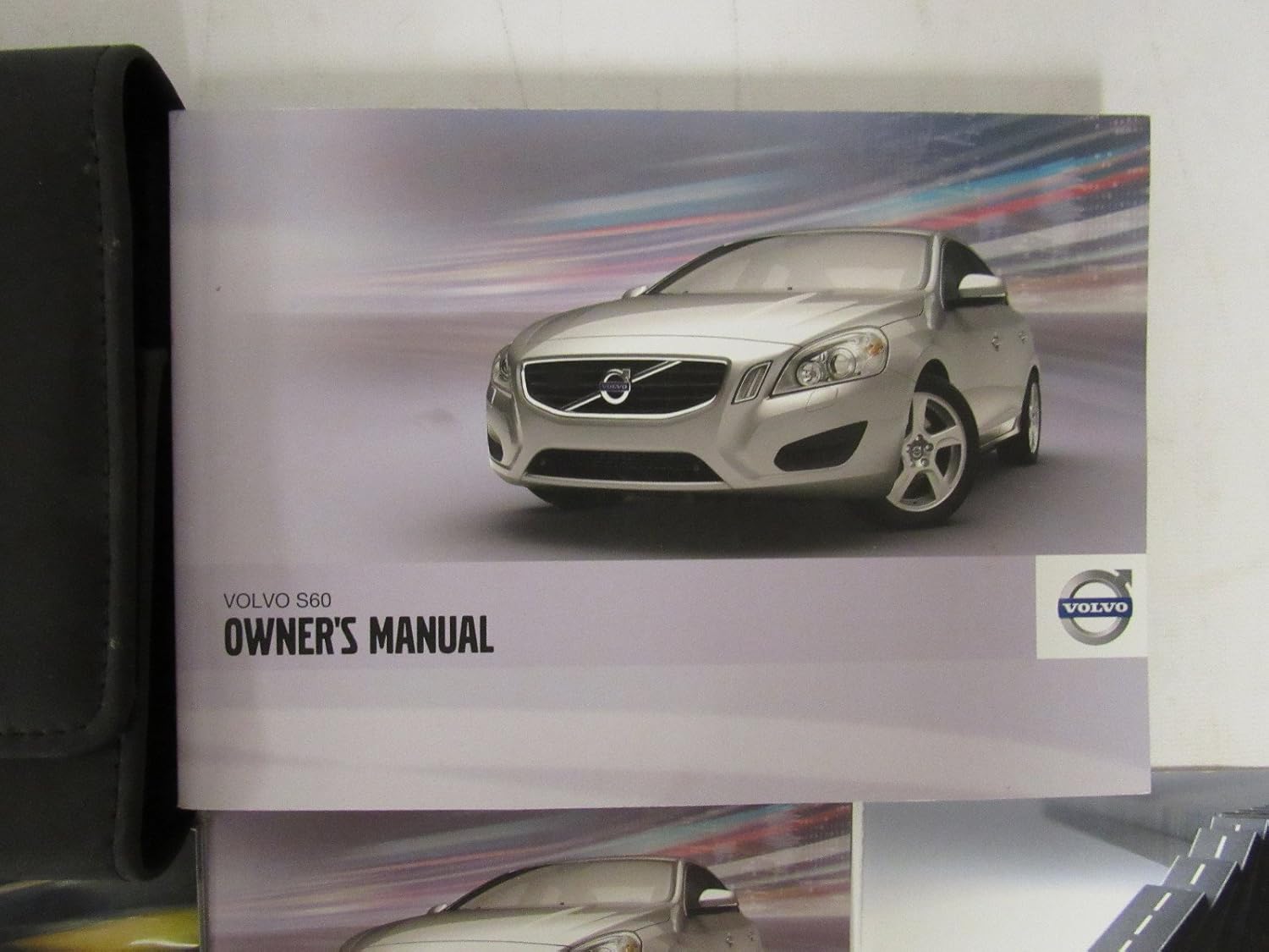 Volvo S60 Owner's Manual booklet.