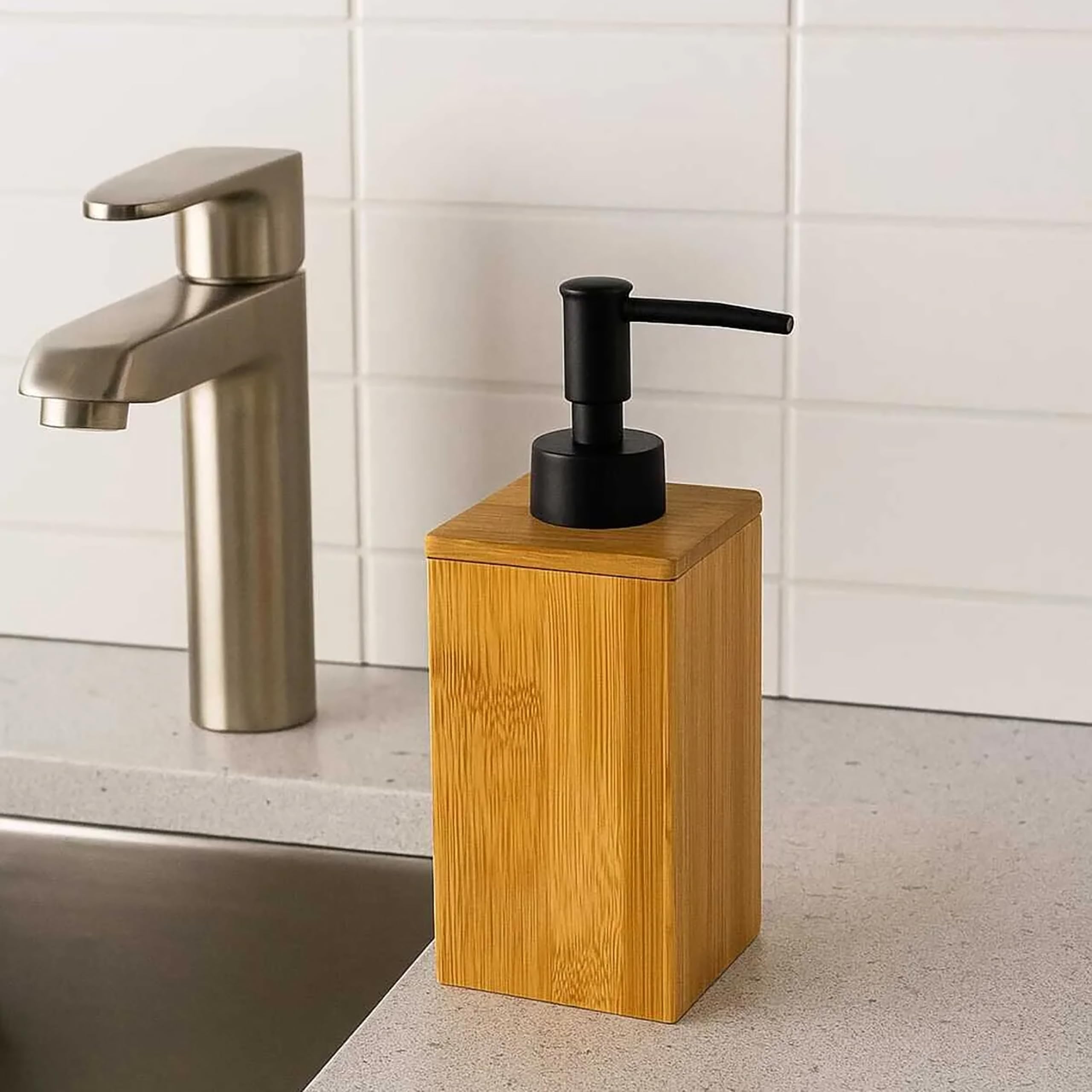 Promosyonca Bambu Sıvı Sabunluk, Modern Siyah Pompalı, 17x7x7 cm