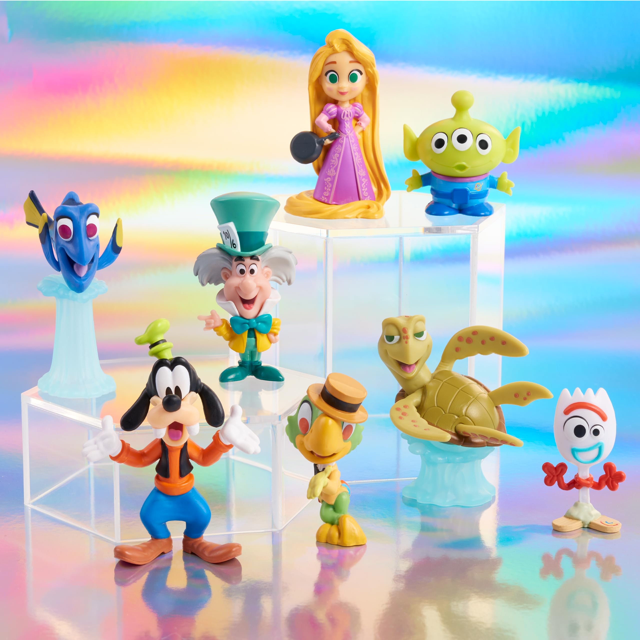 Famosa Disney 100 - Pack Laughter, giocattolo da collezione con personaggi Disney, include 8 personaggi diversi, licenza ufficiale al 100%, 12 da collezionare, 3 anni, (DED16200)