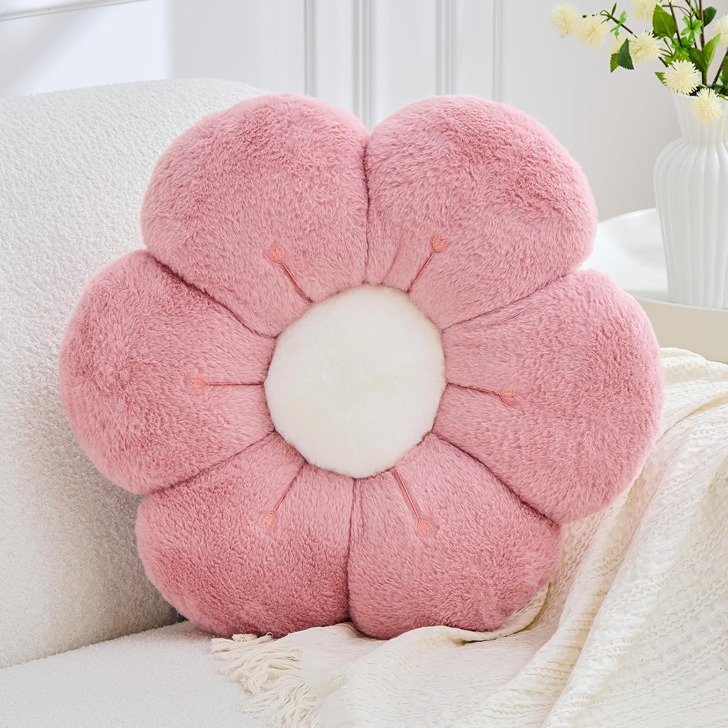 Flower Pillow Cute Flower Shaped Pillows Decorative Daisy Pillow for Bed Aesthetic Home Decor Floral Throw Pillows Floor Seating Cushion（Hot Pink, 19.6 Inch）