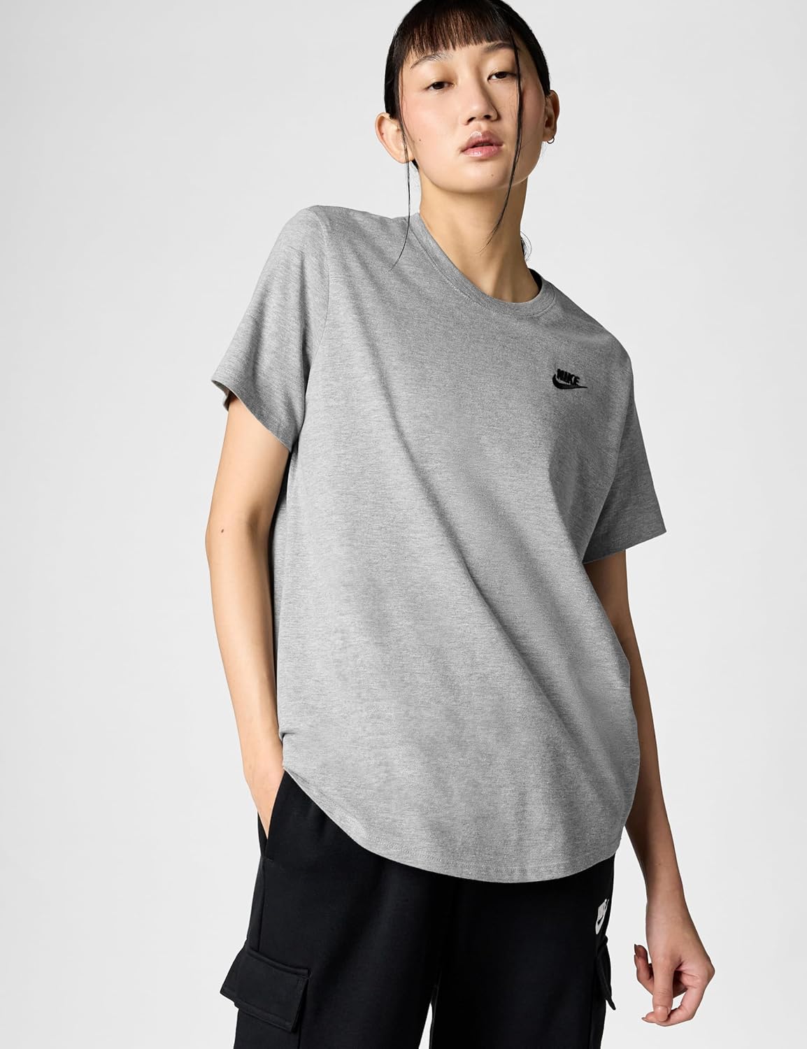 Nike Women's Sportswear Club Essentials T-Shirt - Image 5