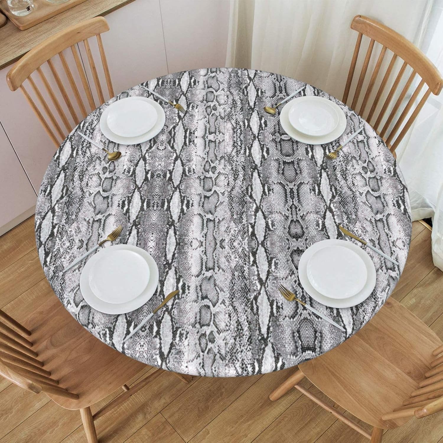 Snake Skin Black and White Print Outdoor Patio Kitchen Decor Supplies Wipeable Round Table Cloth for Indoor Outdoor