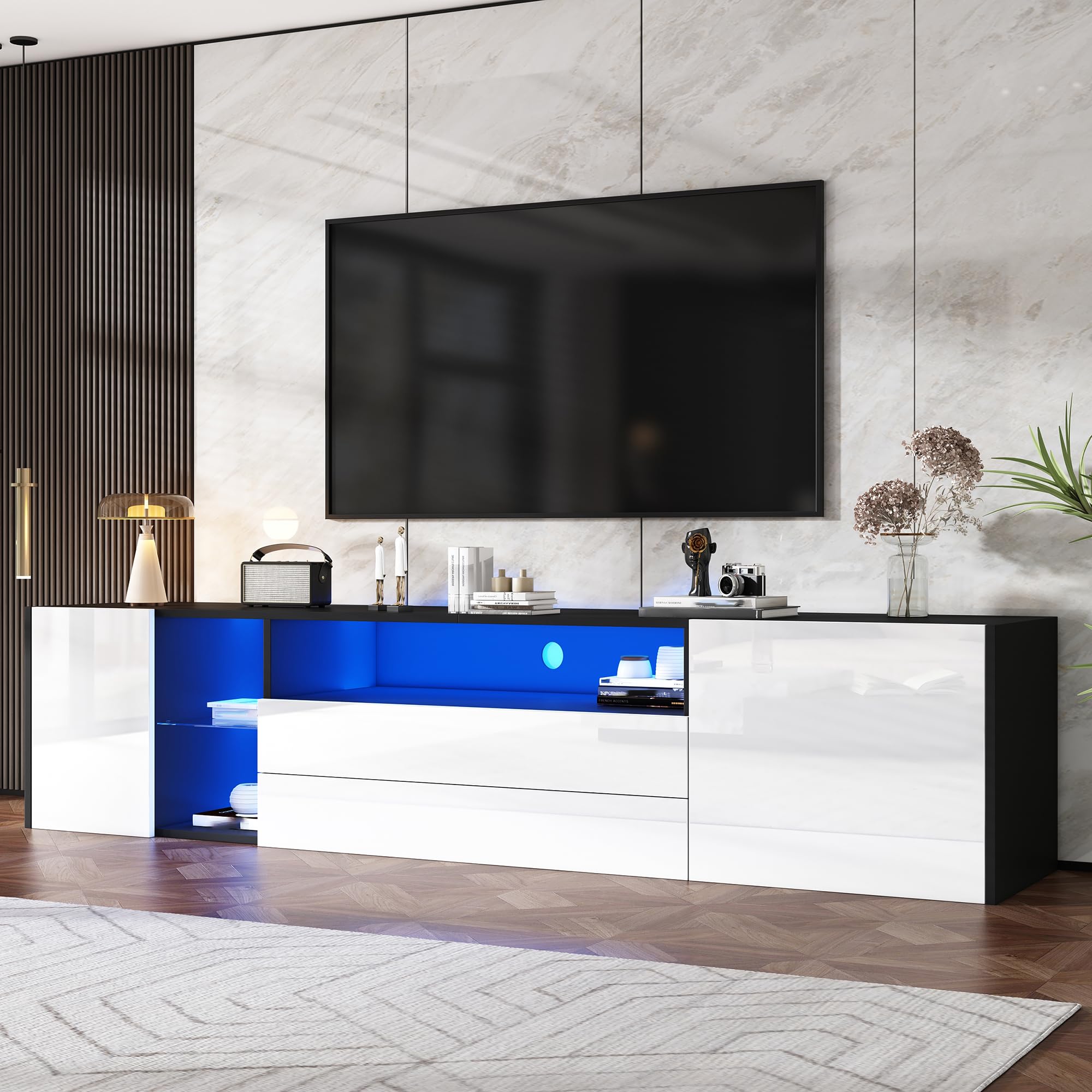 Meuble TV Brillant 2 tiroirs 2 Portes Étagères Ouvertes Lowboard pour téléviseur Jusqu’à 75 Pouces avec Bande Lumineuse LED Bas pour Salon Table de Meubles TV Noir
