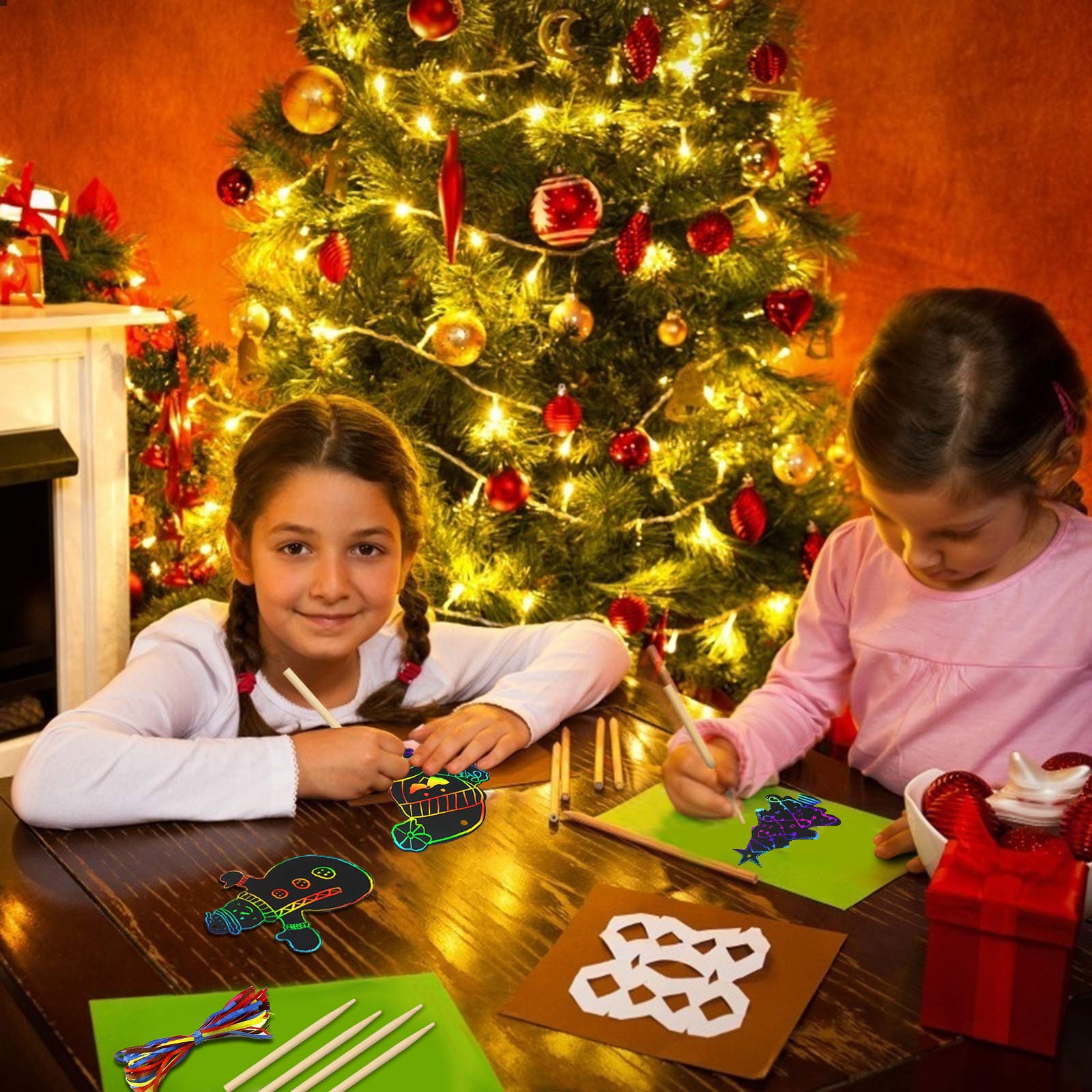 LAITER 48 Stück Kratzbilder Weihnachten Basteln Kinder Weihnachtsbastelset Regenbogen Kratzpapier Weihnachtsdekoration Weihnachtsspiele Für Mädchen Junge Weihnachtsbaumschmuck