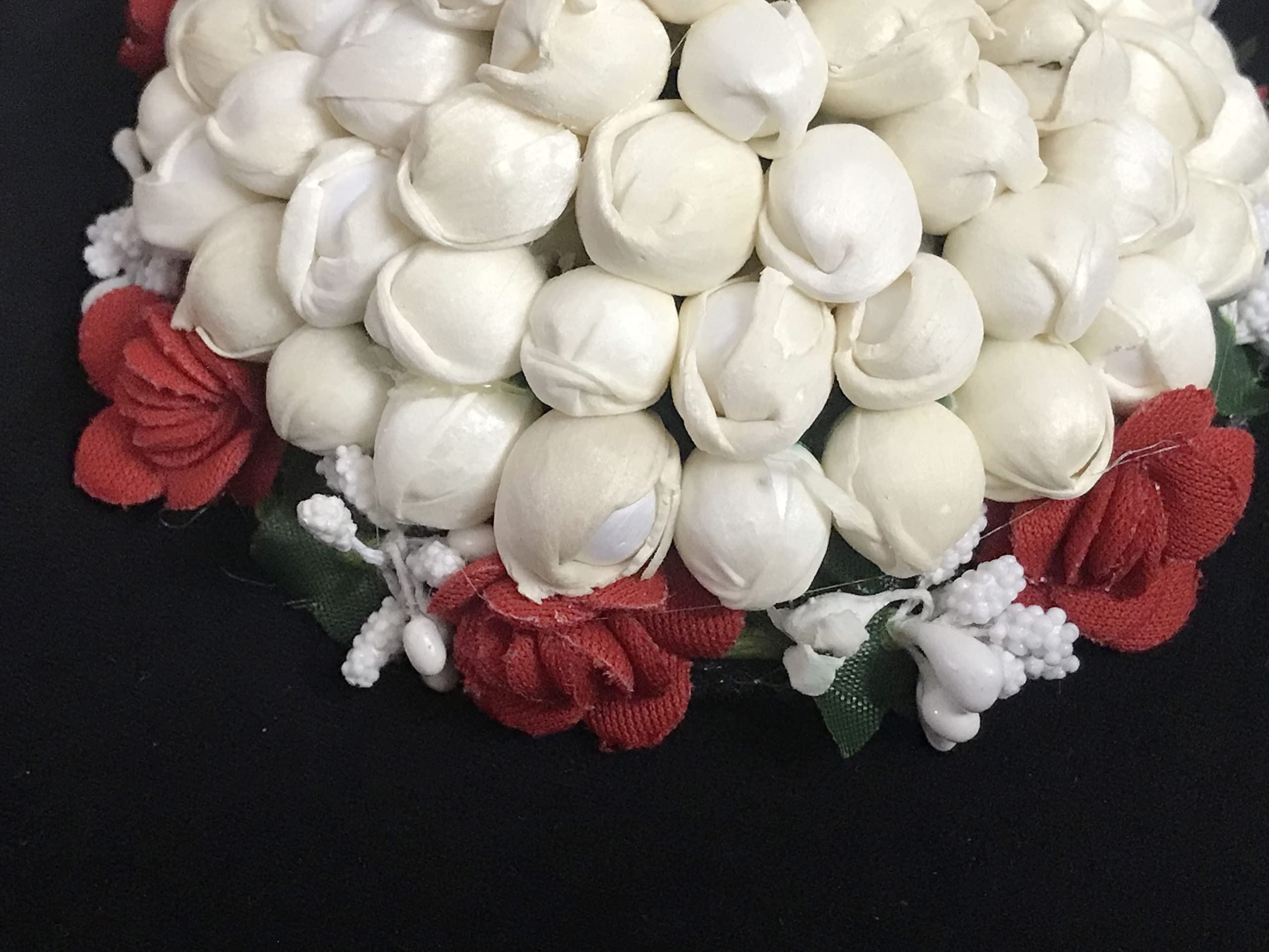 SHILPPAM Fascia Per Capelli Gajra Bianca – Confezione Da 2, Gioiello Floreale Tradizionale Indiano, Profumato Al Gelsomino, Per Matrimoni E Festival