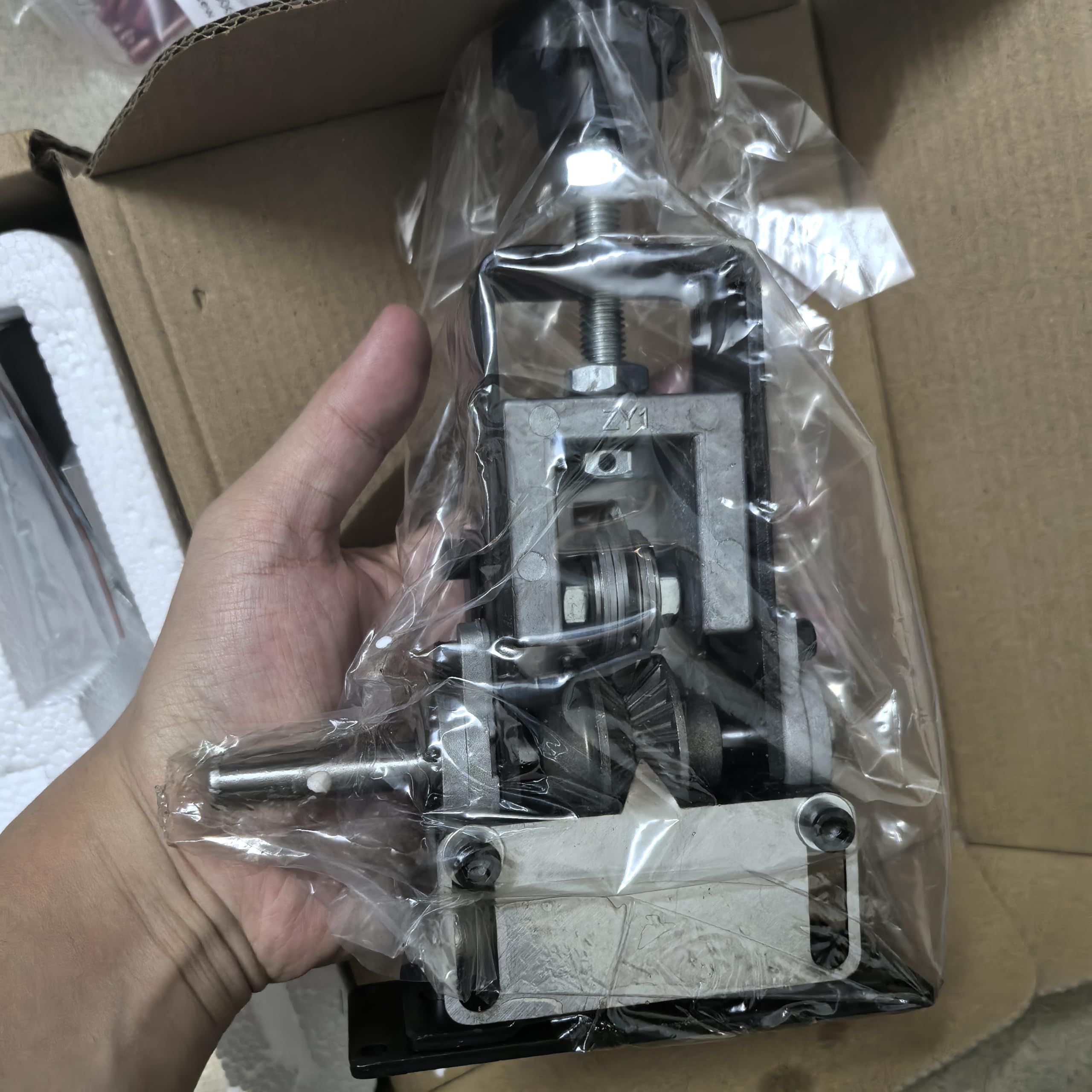 Denudeuse de Cable Electrique Dénuder Manuelle, Machine Manivelle à Dénuder Fils, 1-25 mm Dénudeur Câble Electrique Manuel, Avec Manivelle Dénudeuse Cuivre Pince à Dénuder pour Recyclage Des Fils