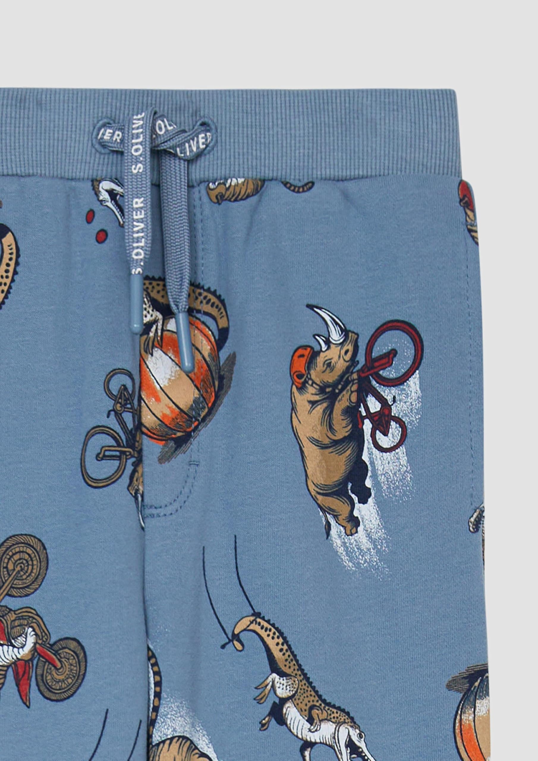 s.Oliver Jogginghose mit angedeutetem Tunnelzug und All-Over-Print