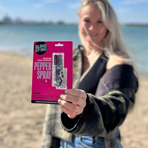 Miniatura 10 de BLINGSTING Spray pimienta para mujer, espray de autodefensa OC de máxima resistencia, rango de 12 pies, tinte de marcado UV para identificación