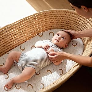 Gllquen Baby Muslin Bassinet Sheets 3 Pack, Breathable Elastic Cozy Fitted Cotton Bassinet Mattress Sheet for Baby Boy Girls, Fit for Hourglass Oval Rectangular Cradle Pad Sheets 33"x17" (Whale)