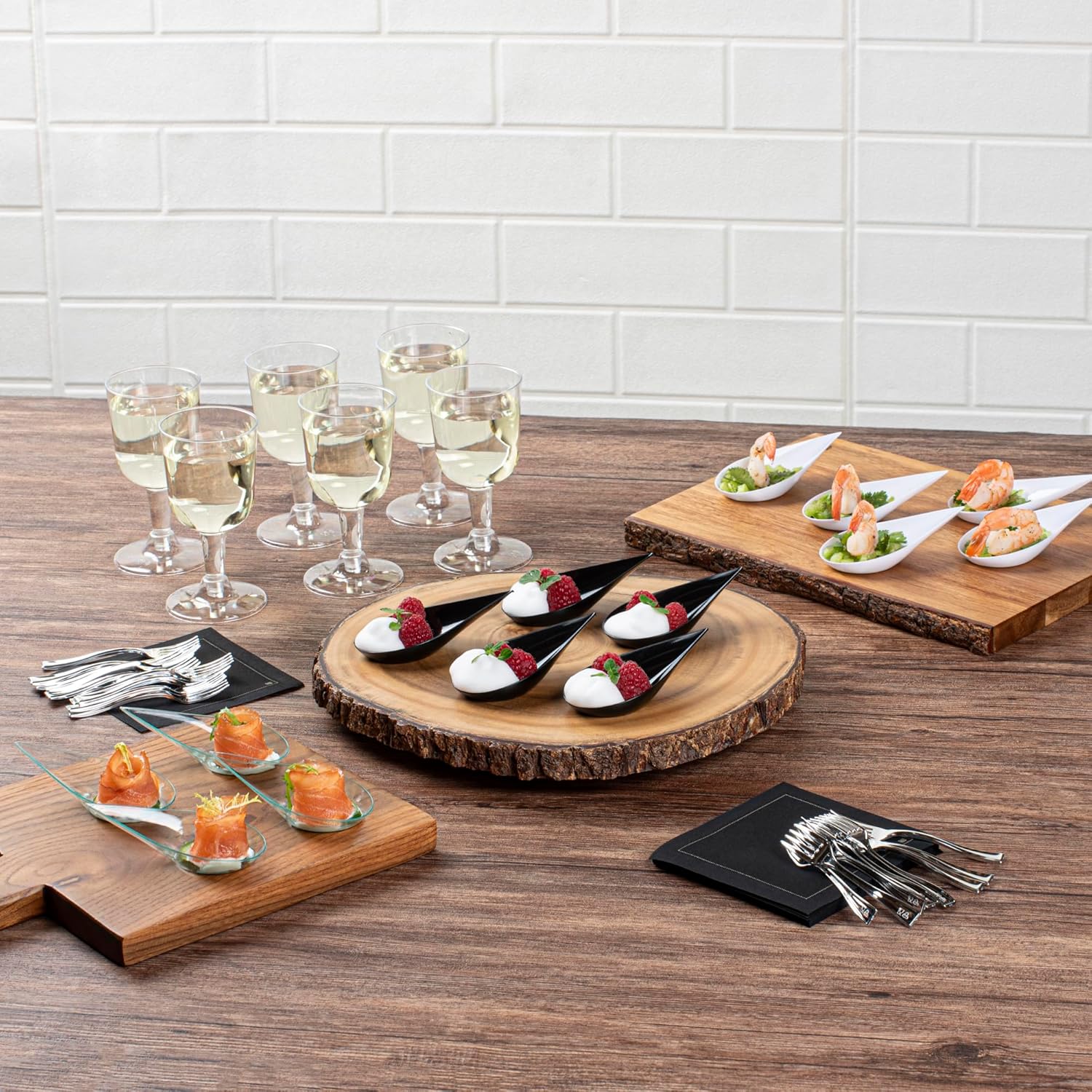 Restaurantware 4 x 2 Inch Teardrop Spoons 100 Appetizer Spoons - Disposable Indented Basin Black Plastic Tasting Spoons For Weddings Or Catering