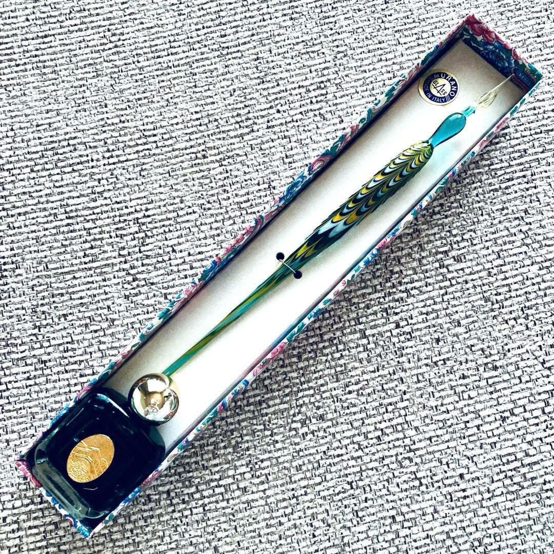 ガラス工房aun 月 ガラスペン 月のガラスペンは、aunの代表的な作品です。 銀のきらめきが流星