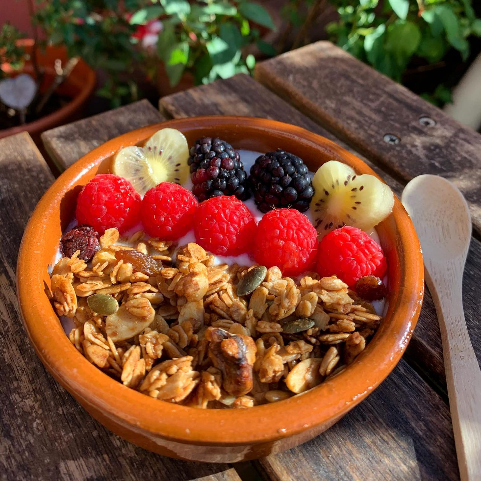 La Newyorkina Granola Sin Gluten Pink 275g Con Chocolate Blanco y Fresas