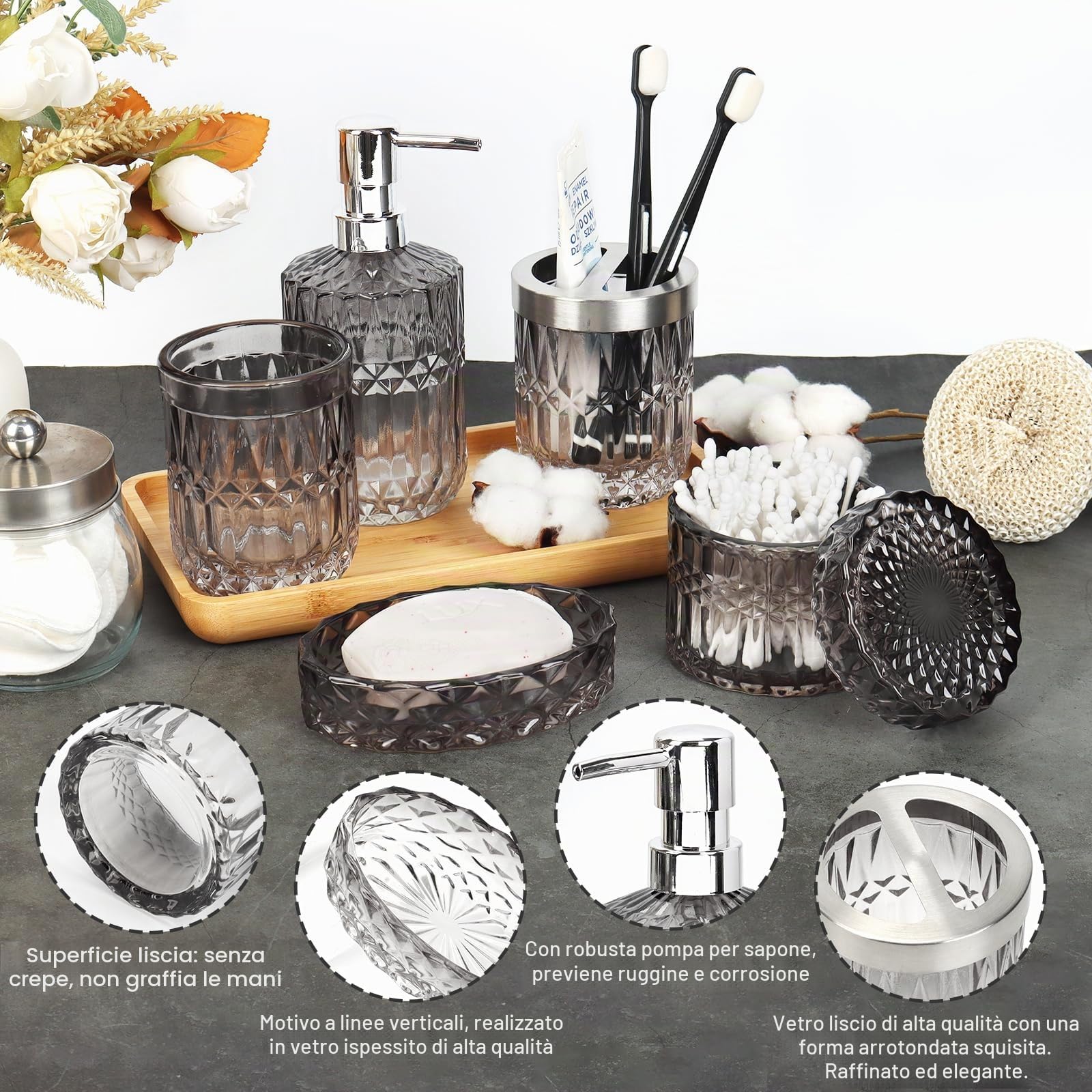 Set di 5 accessori da bagno in vetro – moderno dispenser di sapone, portasapone, portaspazzolino, bicchiere e barattolo per cotton fioc | Organizer da bagno dal design elegante (sfumato nero e
