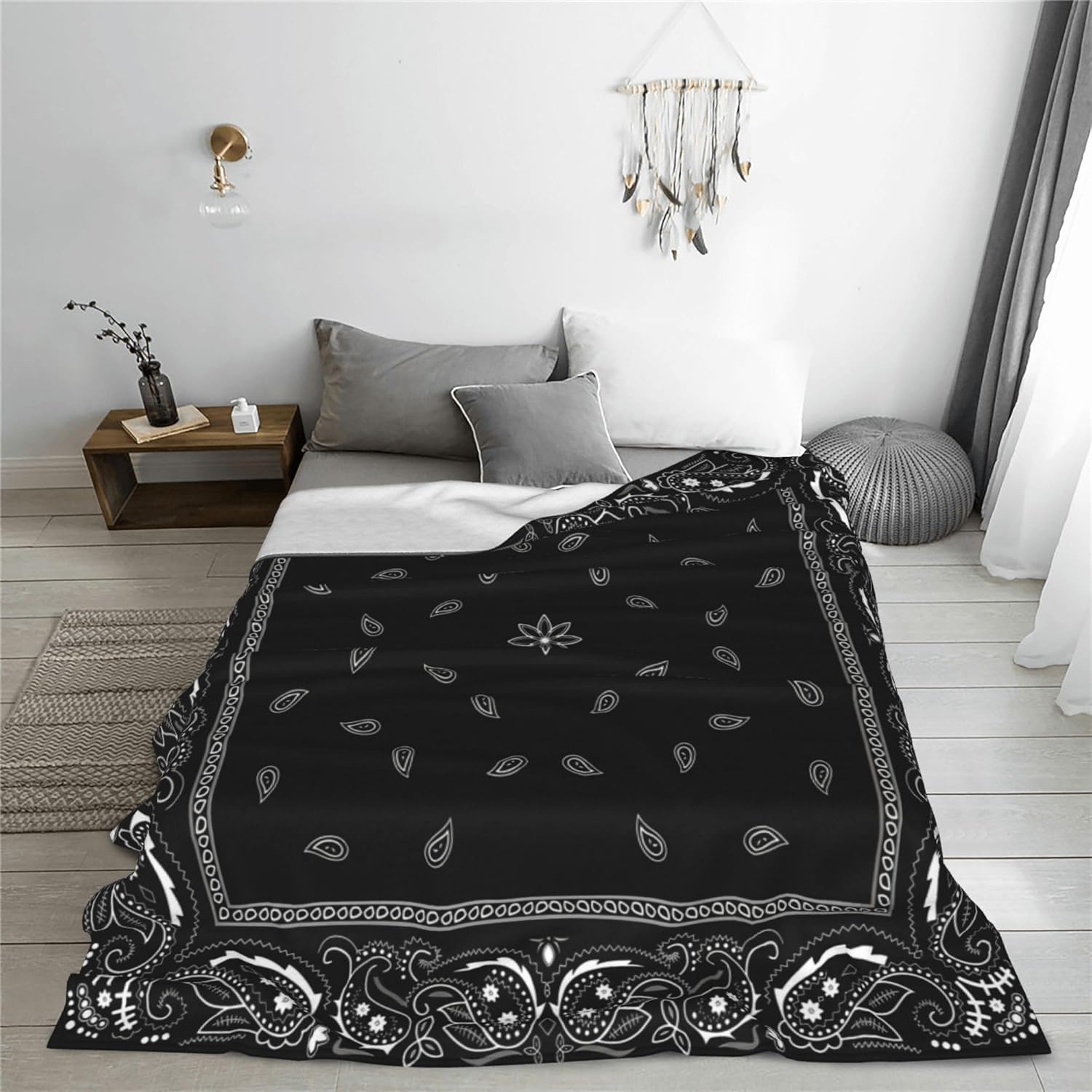 Generic Colorful Paisley Black Bandana Blanket for Girls Boys Throw Bedding Room Decor Flannel Blankets for Couch Bed 80"X60"