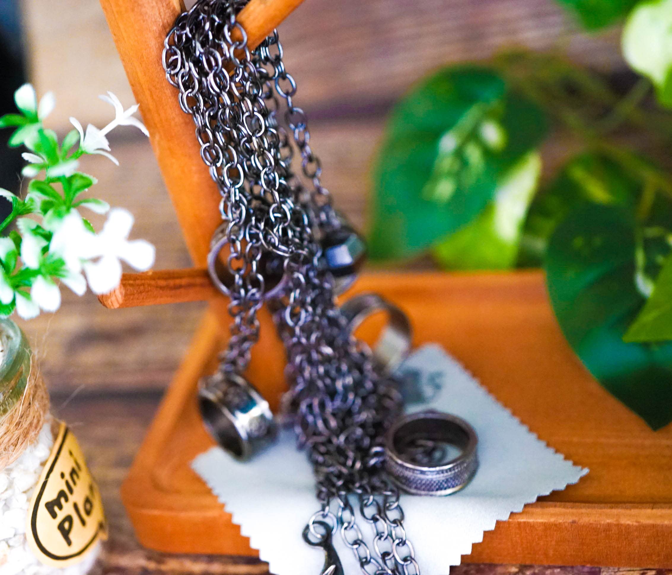 Amazon.co.jp: クラピカ 鎖 コスプレ 道具 HUNTER×HUNTER チェーン 5本