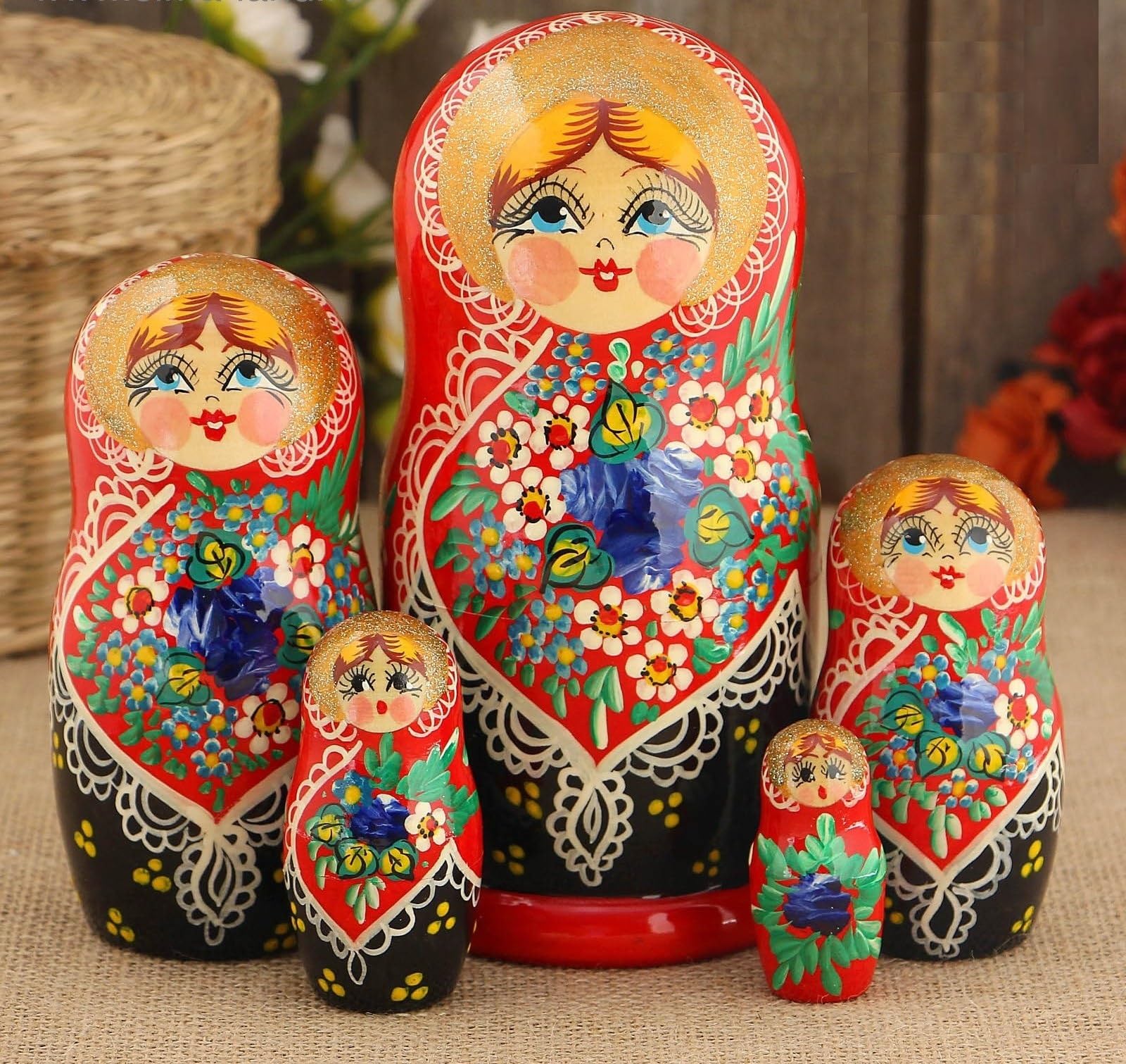 Generico Matrioska Drewniana lalka Daria 5 jednostek (18,5 cm) Матрёшка «Даша» 5 мест (18,5 см.)