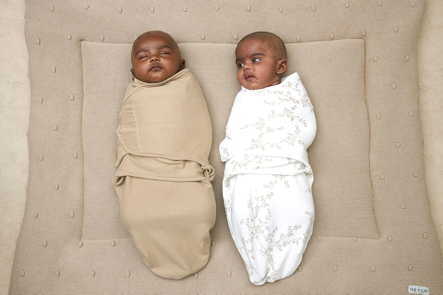 Meyco Baby Pucksack - 2er Pack - 0-3 Monate - Pucktuch Swaddle für Neugeborene - 100 % Baumwolle - Oeko Tex zertifiziert - weicher Schlafkomfort - feuchtigkeitsabsorbierend - Branches - Sand