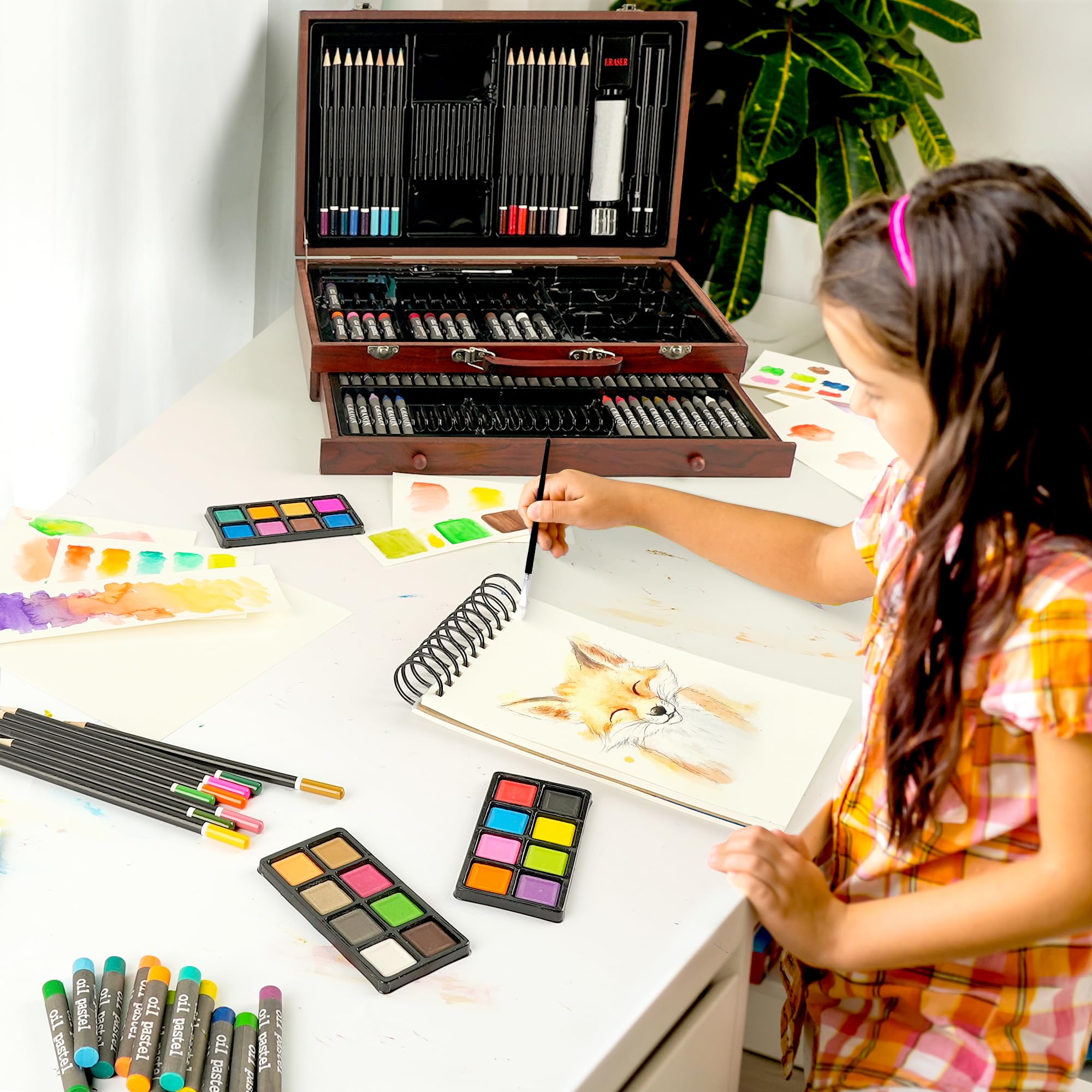 Amazon | PHOENIX 140ピース デラックスアートセット 木製収納ケース