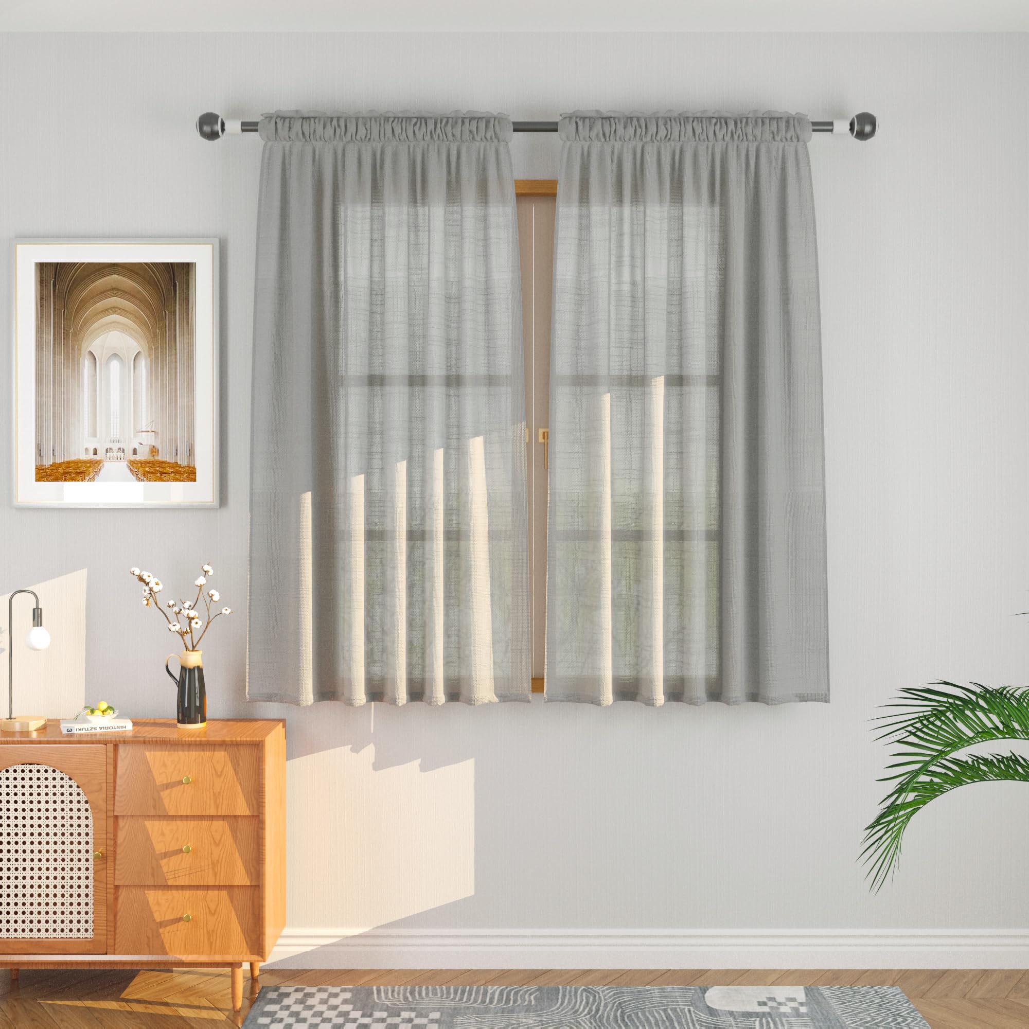 Rideaux transparents gris pour chambre à coucher au style épuré