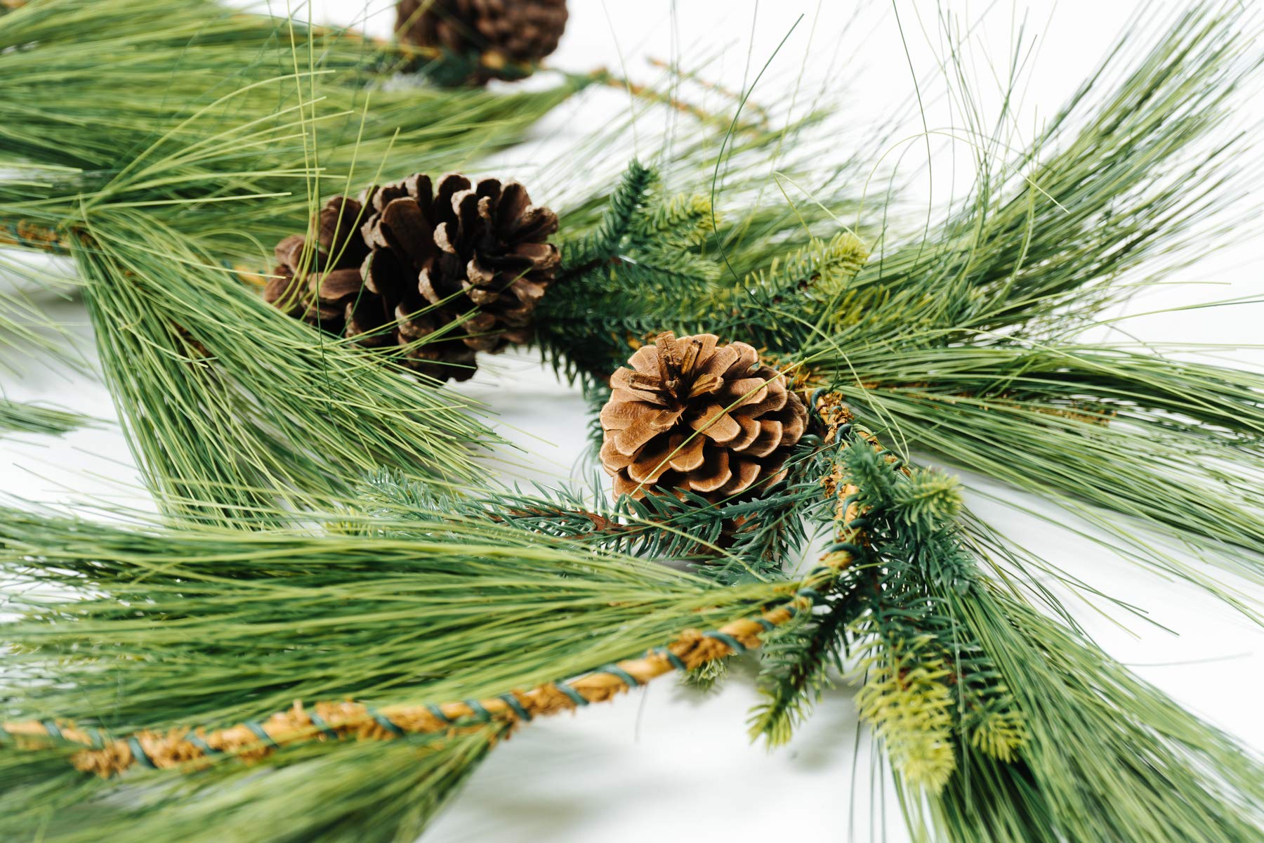 CraftMore Long Needle Pine Garland 6'