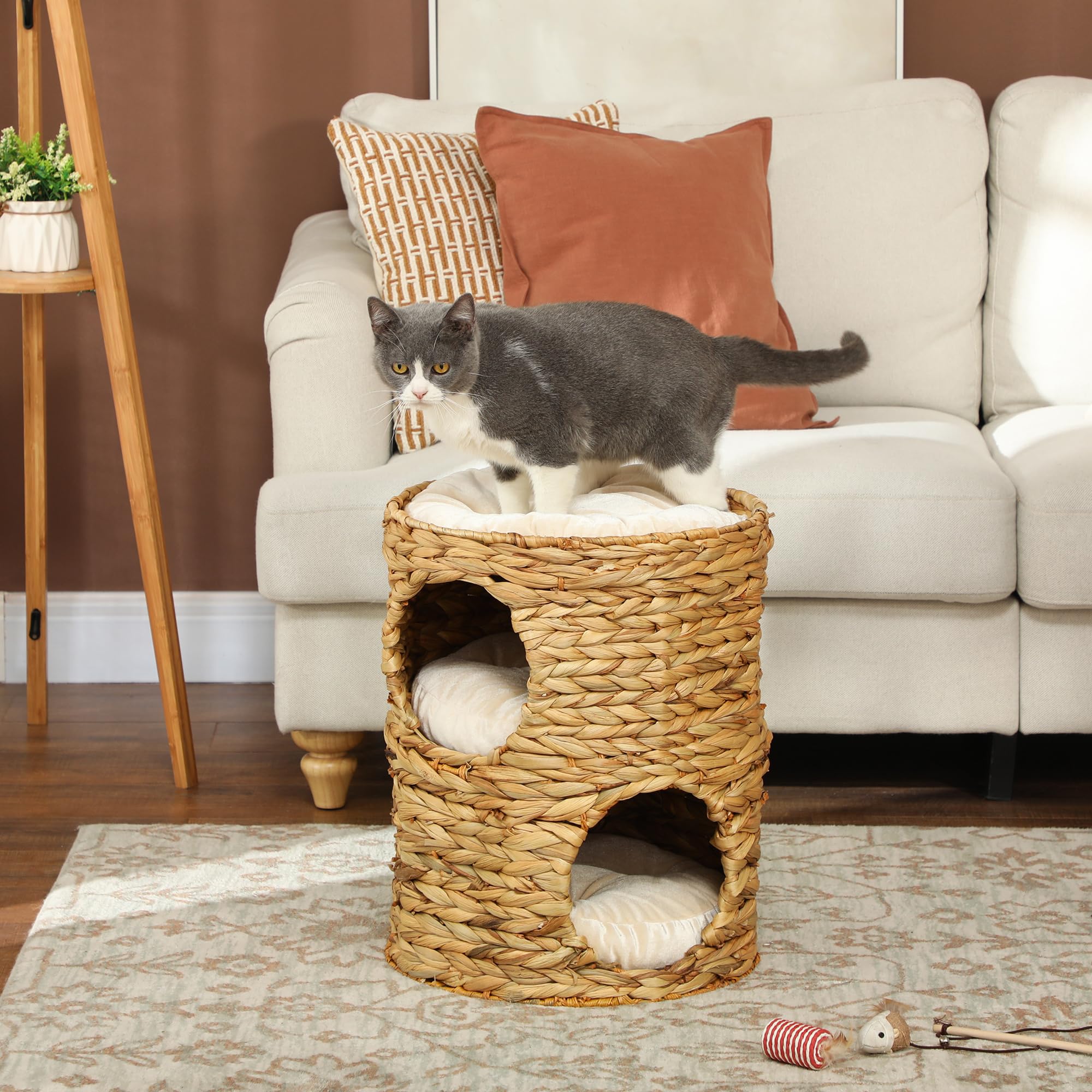 PawHut Barril rascador alto 50 cm, 2 cuevas, rascador cojín, torre agua, para gatos hasta 3,5 kg, marrón claro