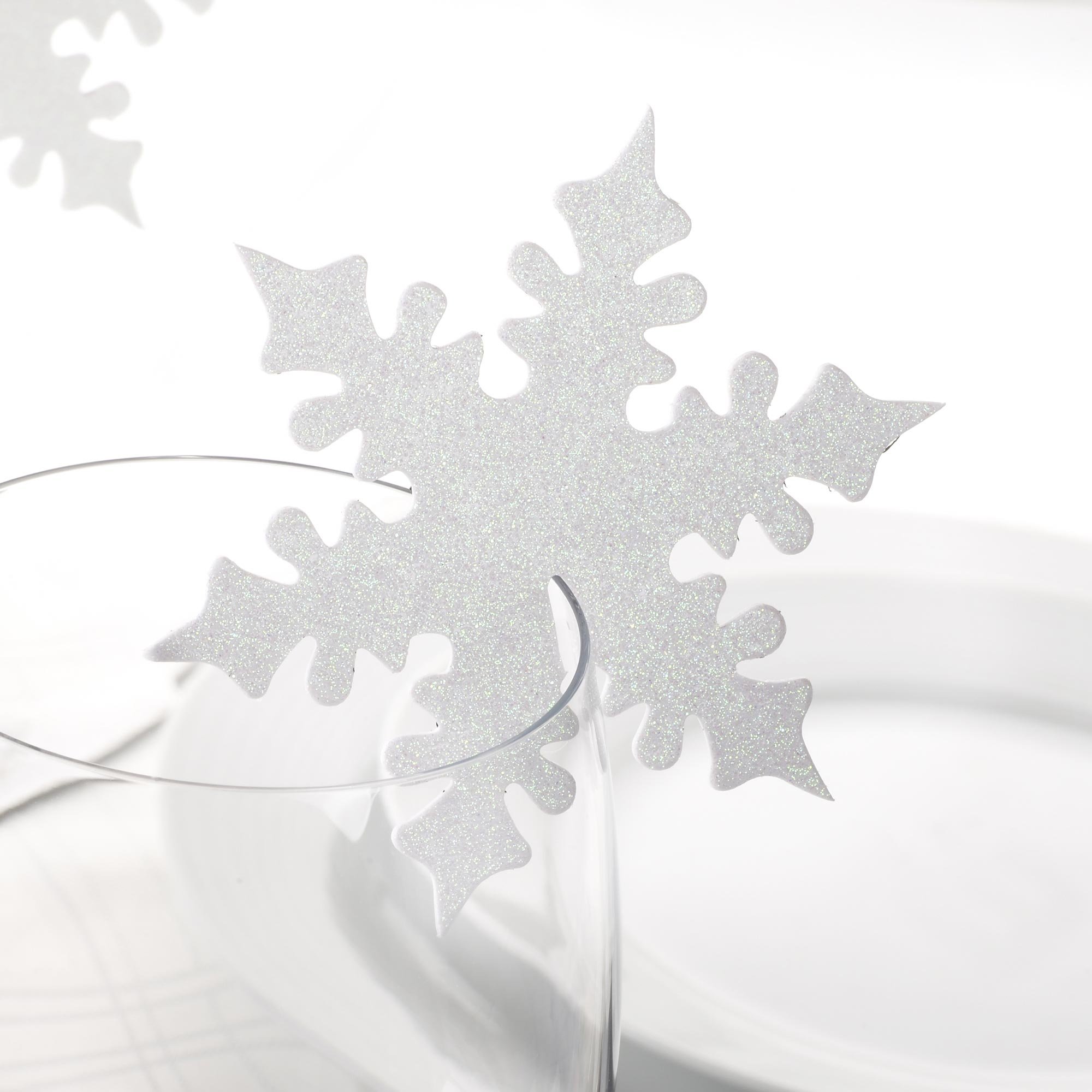 Neviti Shimmering Snowflake-White Place Card for Glass-10 Pack, Wood, 7.5 x 0.1 x 8.5 cm