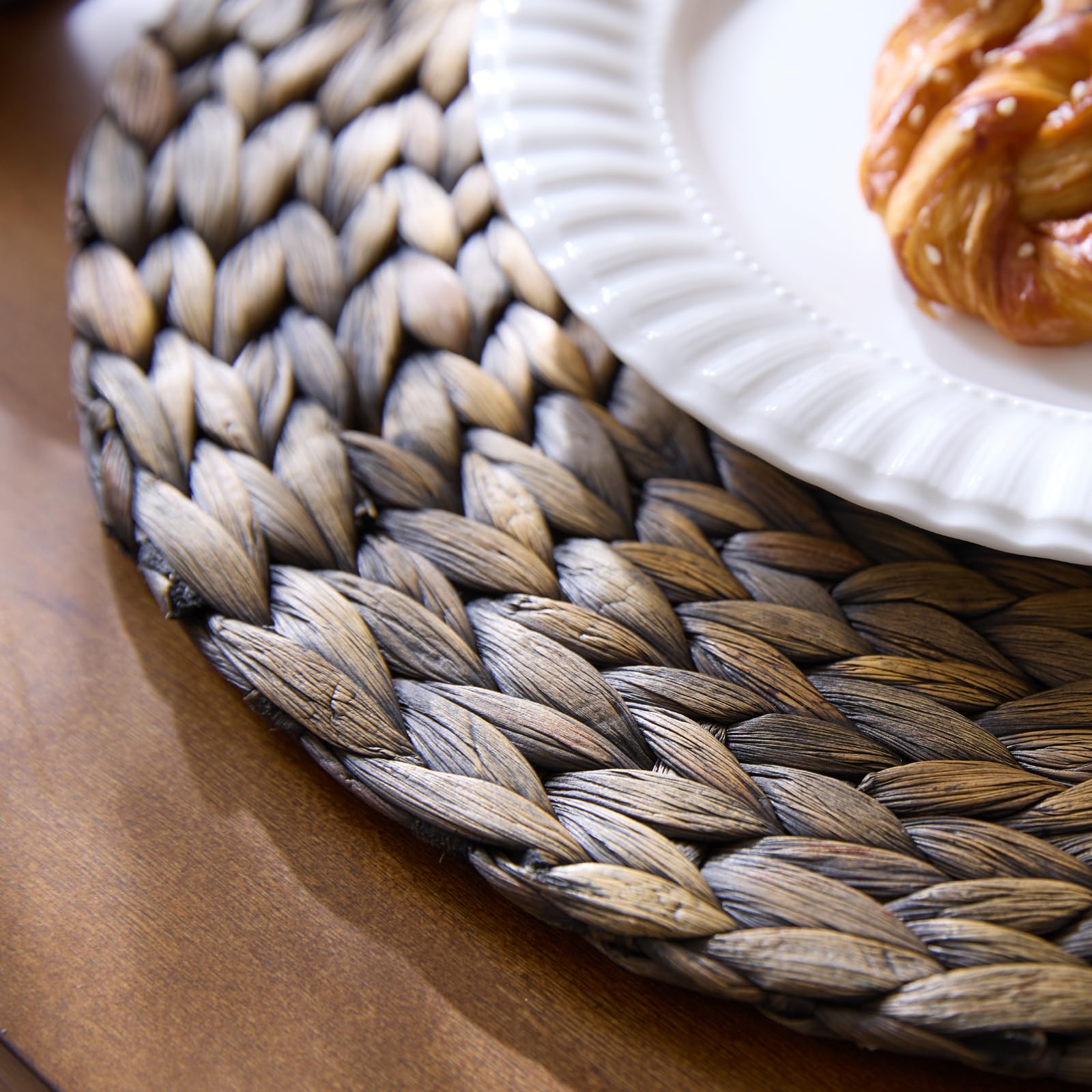 YANGQIHOME Platzset aus Wasserhyazinthe, rundes Tischset, handgemachte runde Platzdeckchen, Telleruntersetzer für Esstisch und Boho Deko, Weihnachten (6er Set, 35 cm, Schwarz)