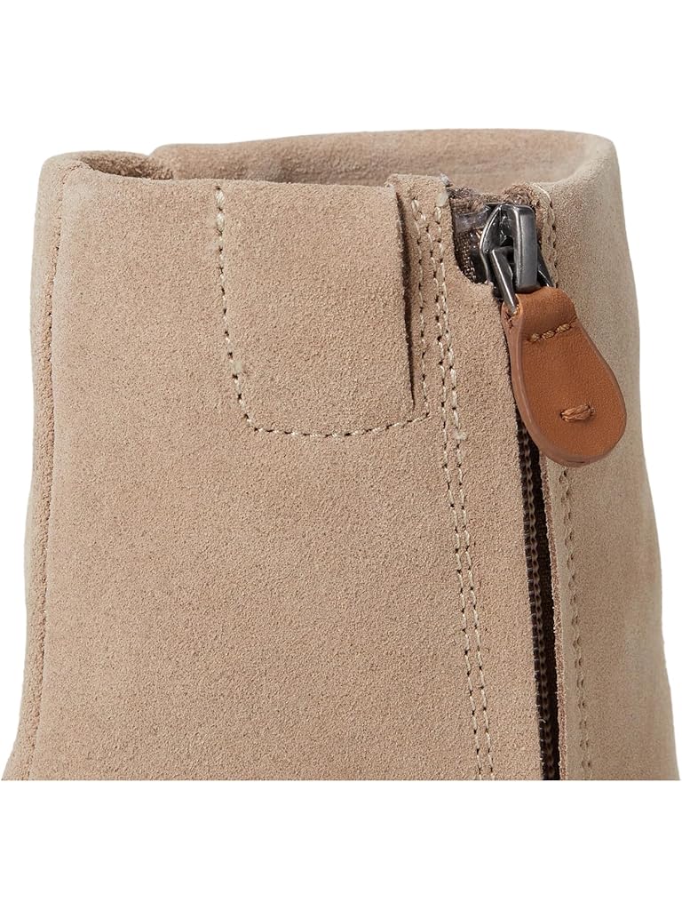 Tan Gentle Souls by Kenneth Cole Nash