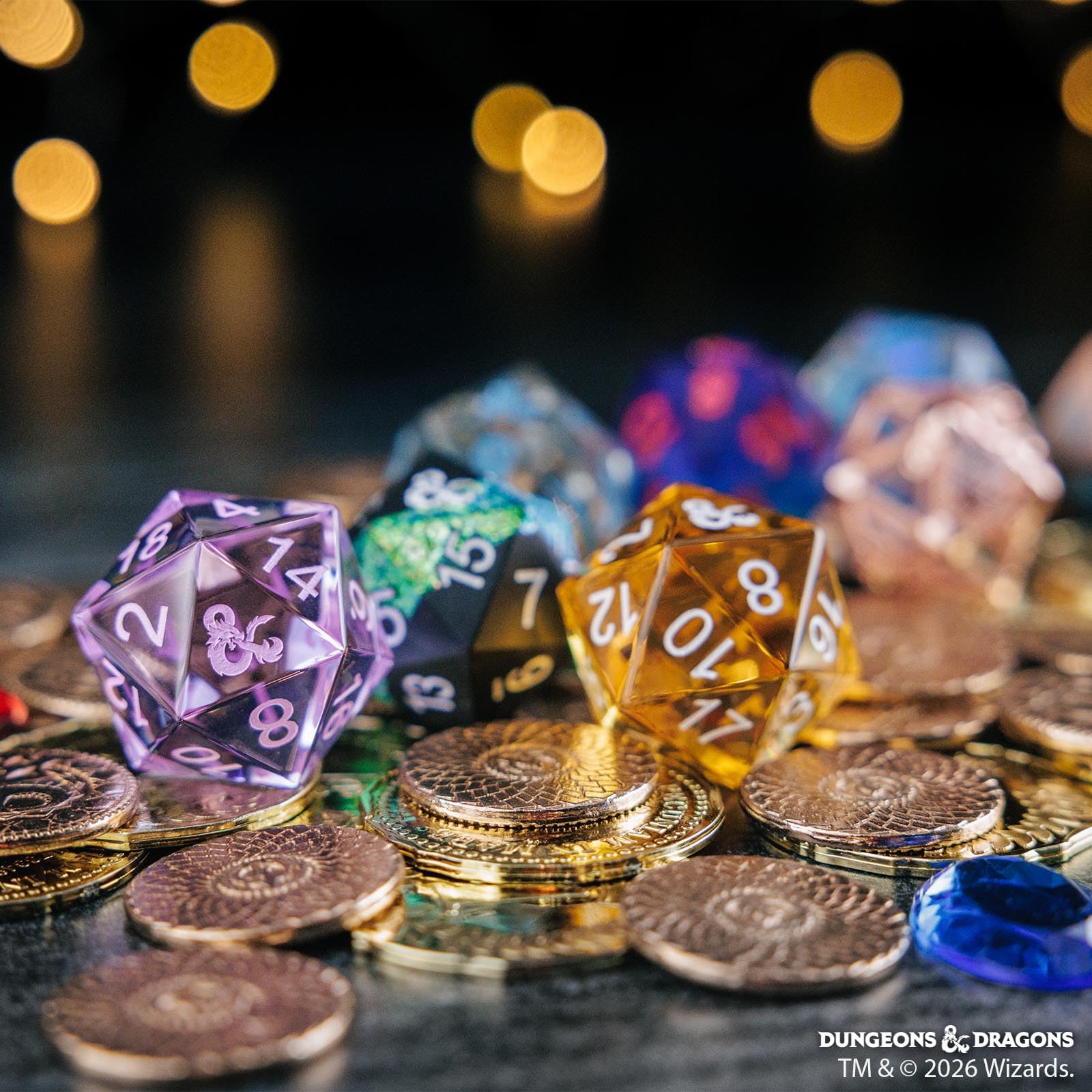 D&D Fizban's Treasure Misfit - Caja ciega de gran tamaño d20 de Fanroll | A partir de 14 años | Dados misteriosos de 25 mm en cofre del tesoro, metal, piedra preciosa, núcleo líquido y dados de rol