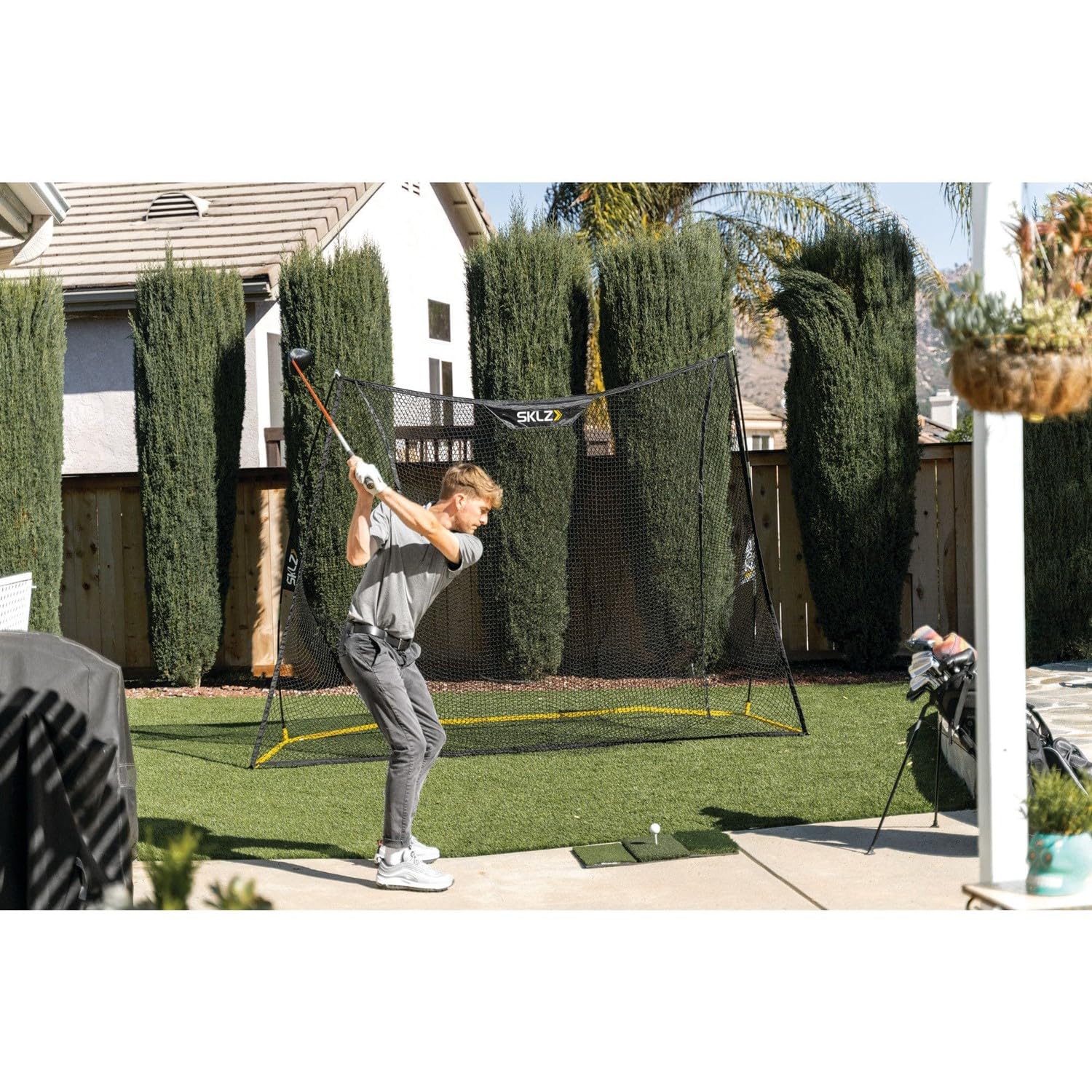 SKLZ Red de Golf para Entrenamiento en Casa,con Devolución Suave de Pelotas,Ideal para Practicar Todos los Palos,Medidas 304.8 cm x 213.36 cm,Resistente y Duradera
